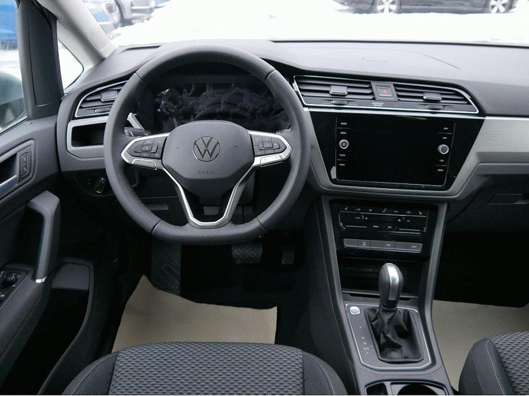 VW Touran (2026) - Photo 12