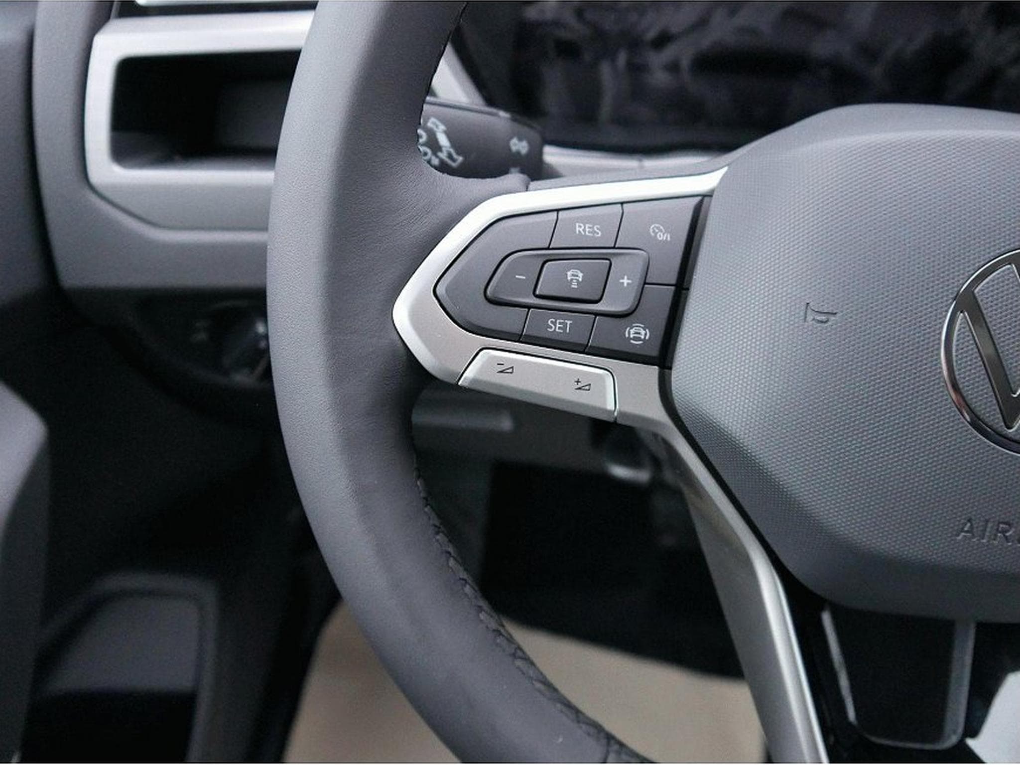 VW Touran (2026) - Photo 13