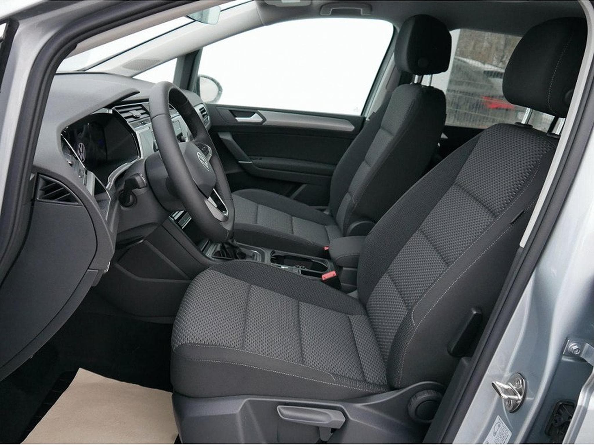 VW Touran (2026) - Photo 9