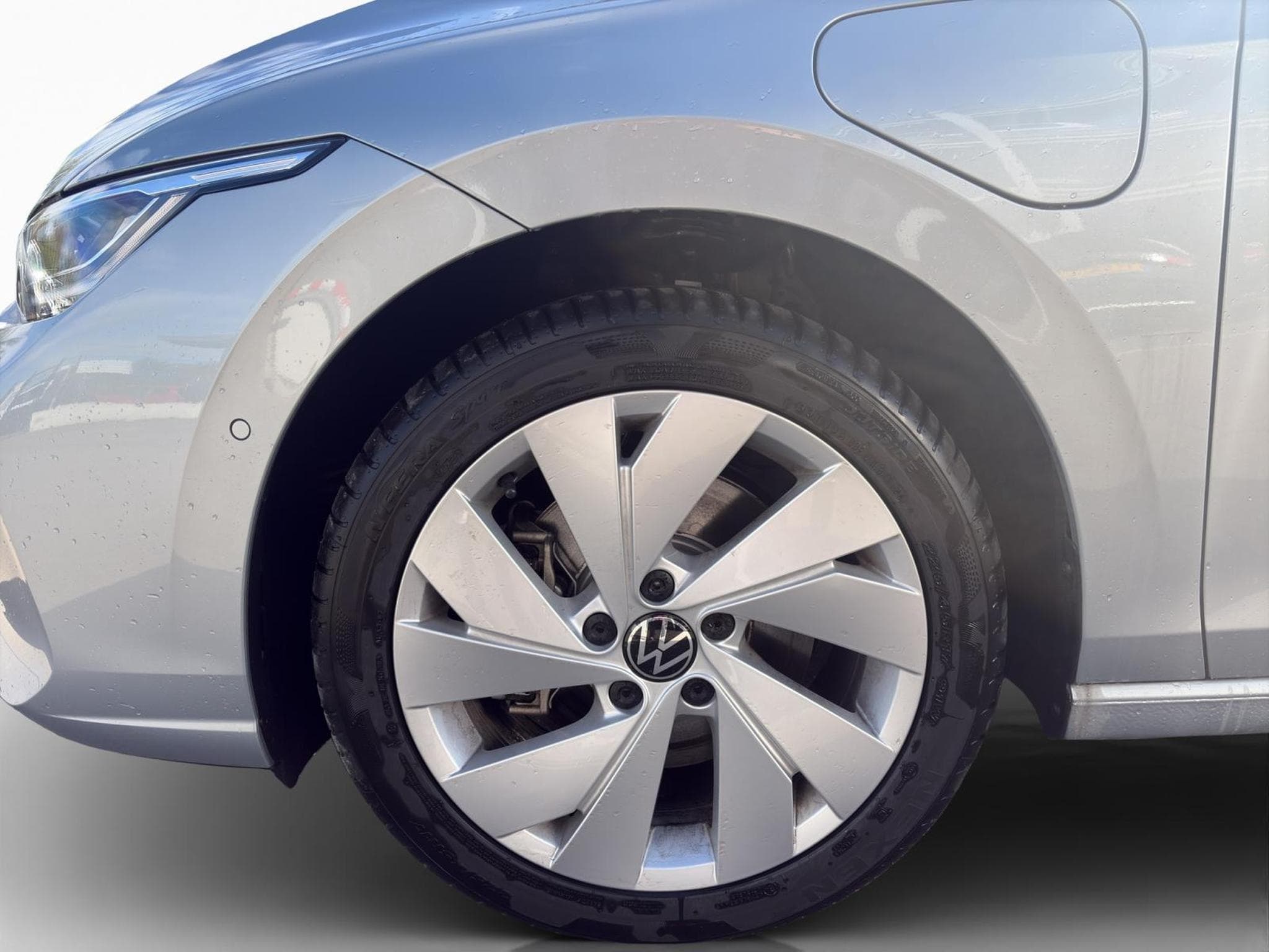 VW Golf Life (2026) - Photo 9