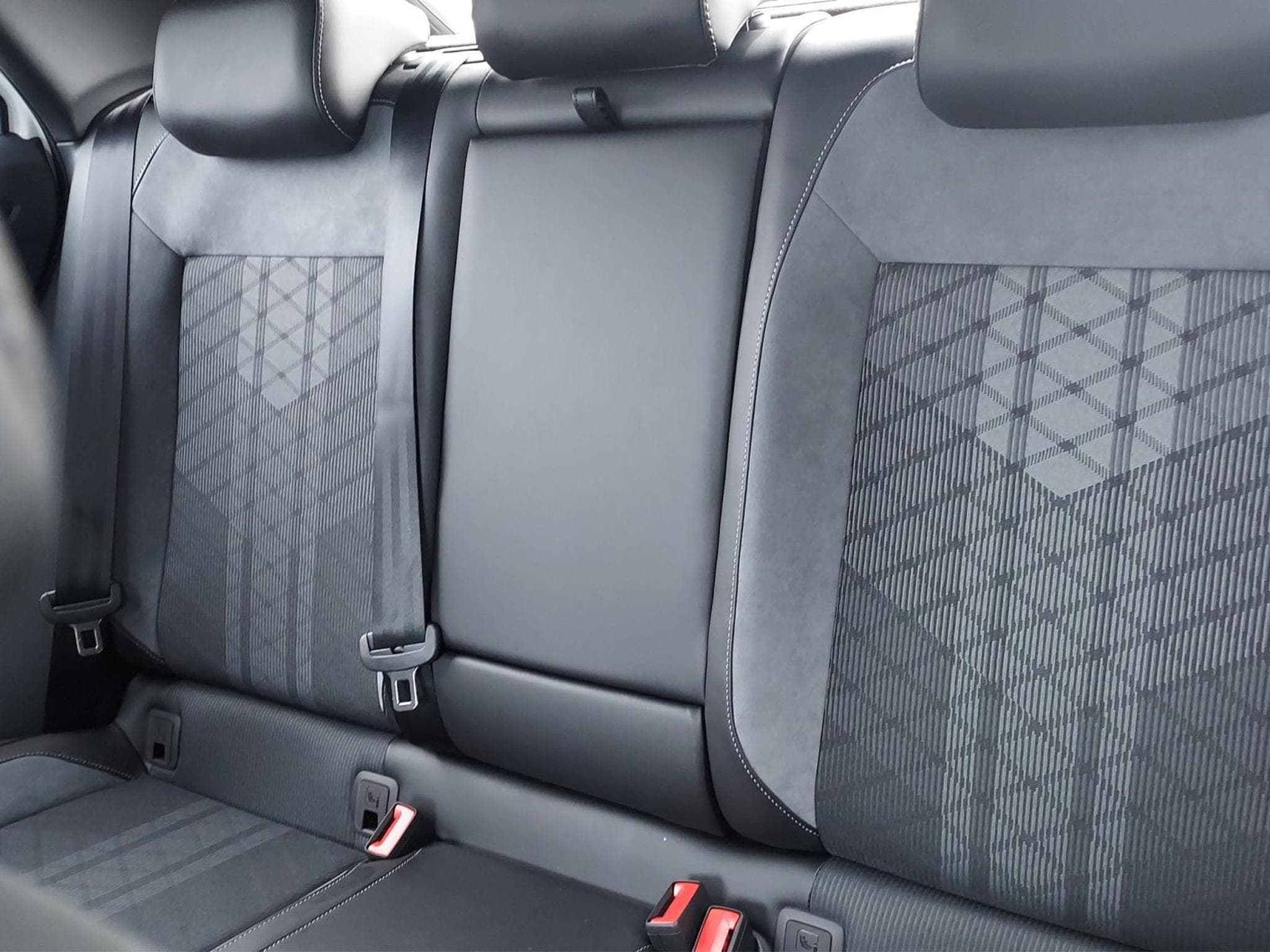 VW T-Roc R-Line (2026) - Photo 11