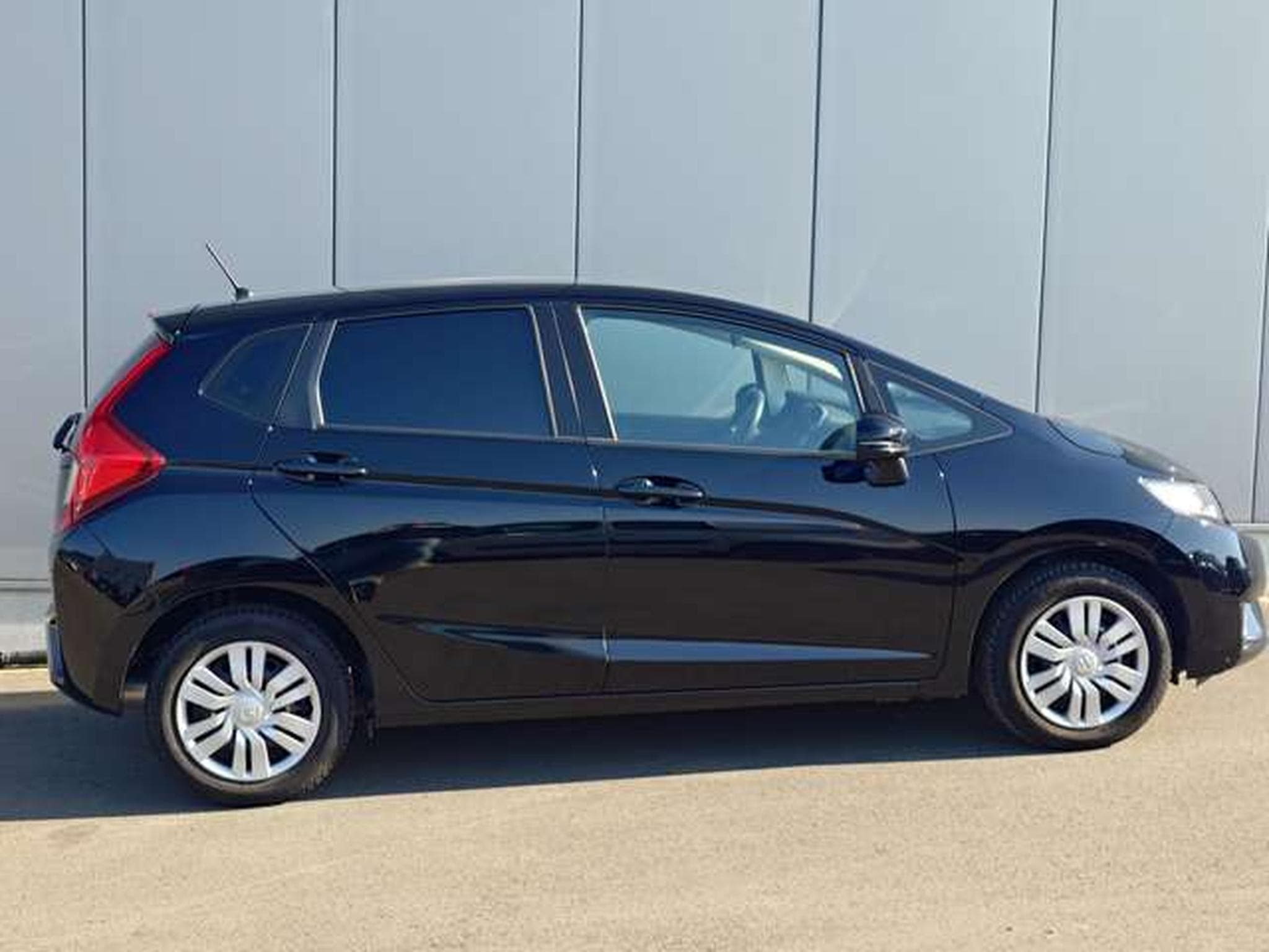 Honda Jazz Jazz 1.3i-VTEC Trend bvm6 (2017) - Foto 2