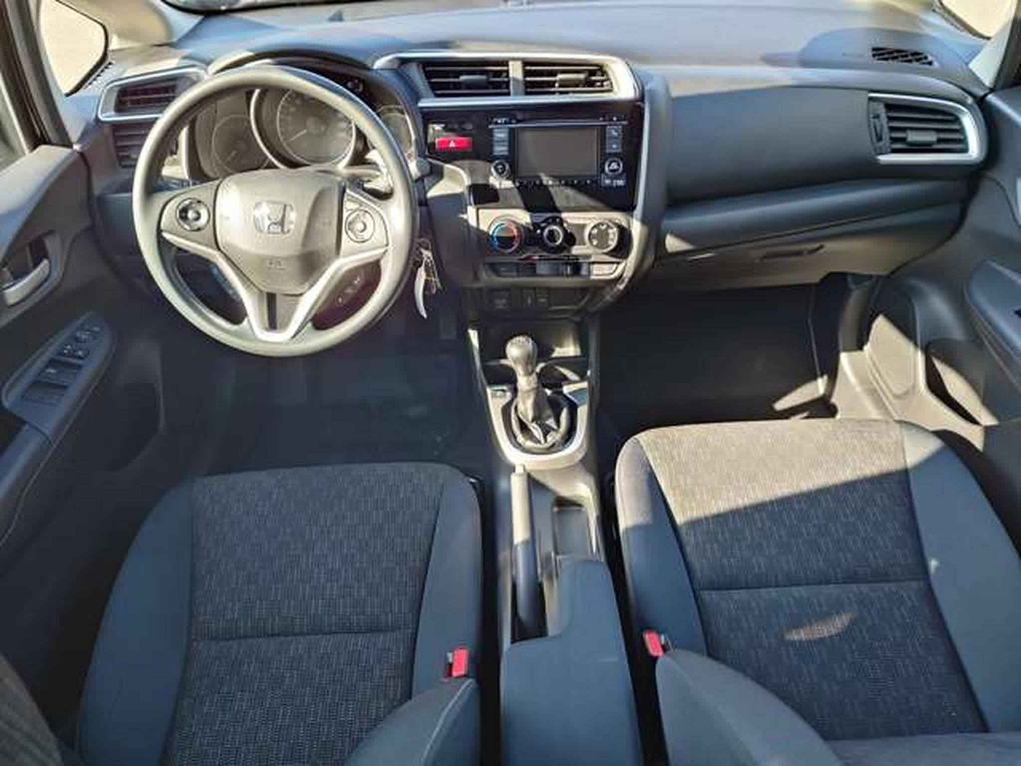 Honda Jazz Jazz 1.3i-VTEC Trend bvm6 (2017) - Foto 4