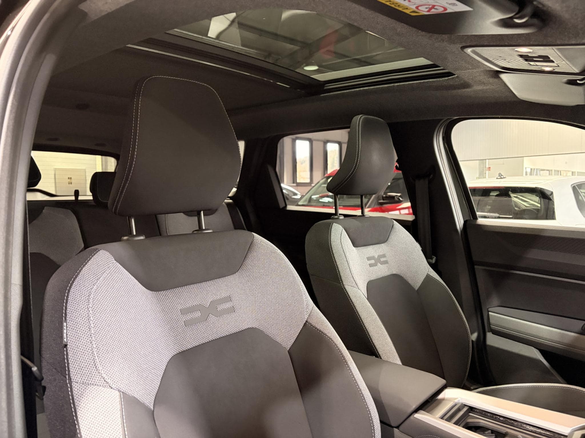 Dacia Bigster 1.8 Journey Hybrid 155HP (2026) - Photo 8