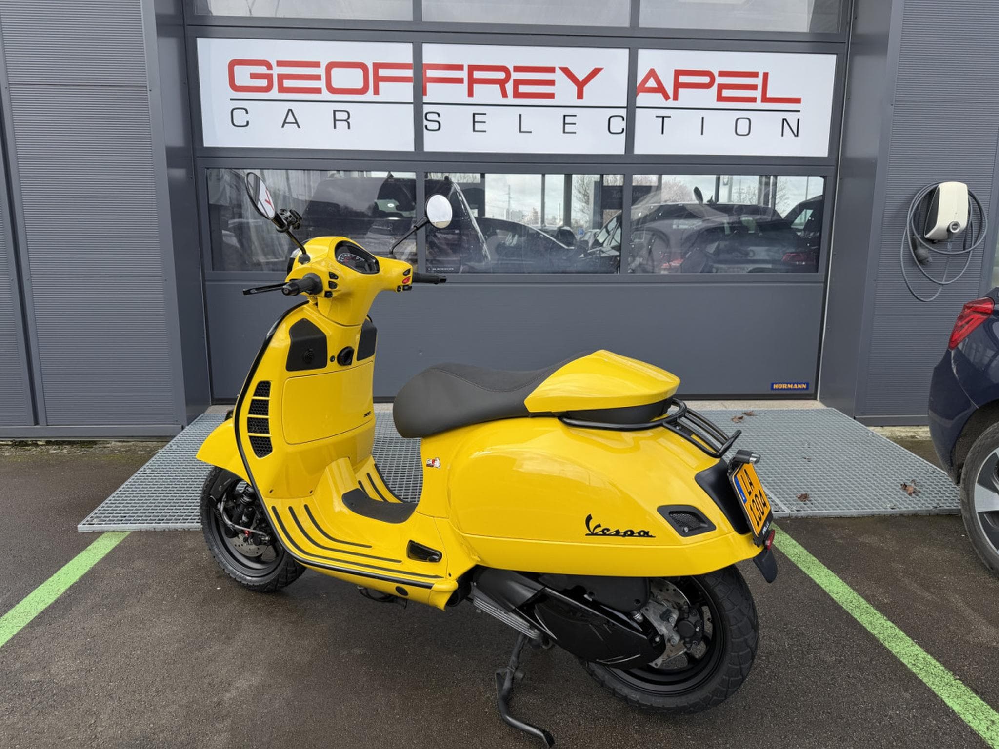 Vespa GTS 300 (2021) - Foto 10
