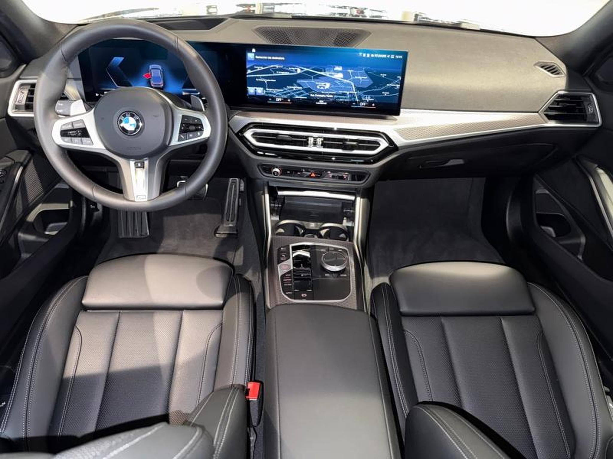 BMW 320 320i M-Sport (2024) - Photo 6