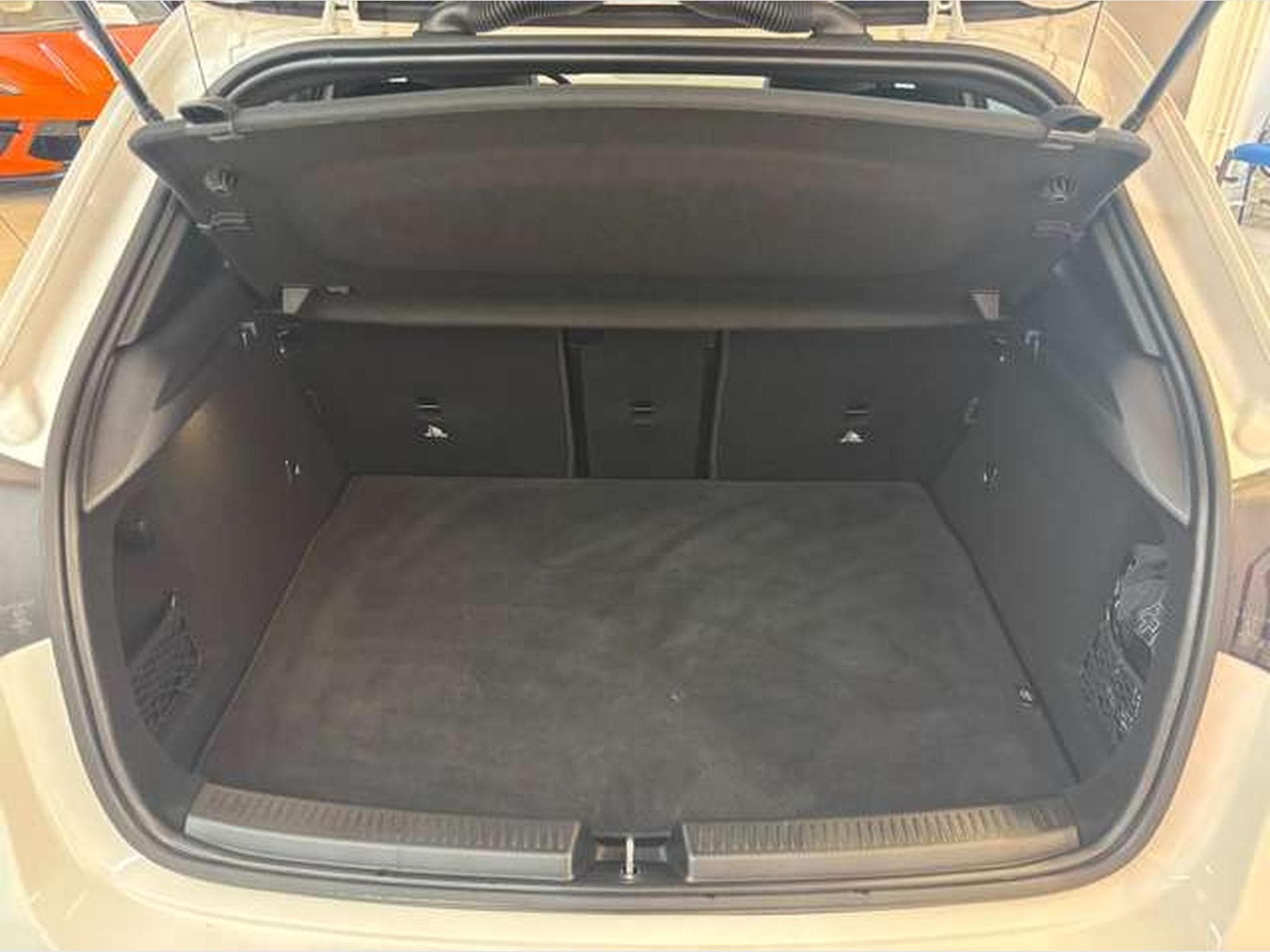 Mercedes A 250 4Matic 8G-DCT Pro Advanced-MAX 48 MOIS DE GARANTIE (2024) - Photo 10