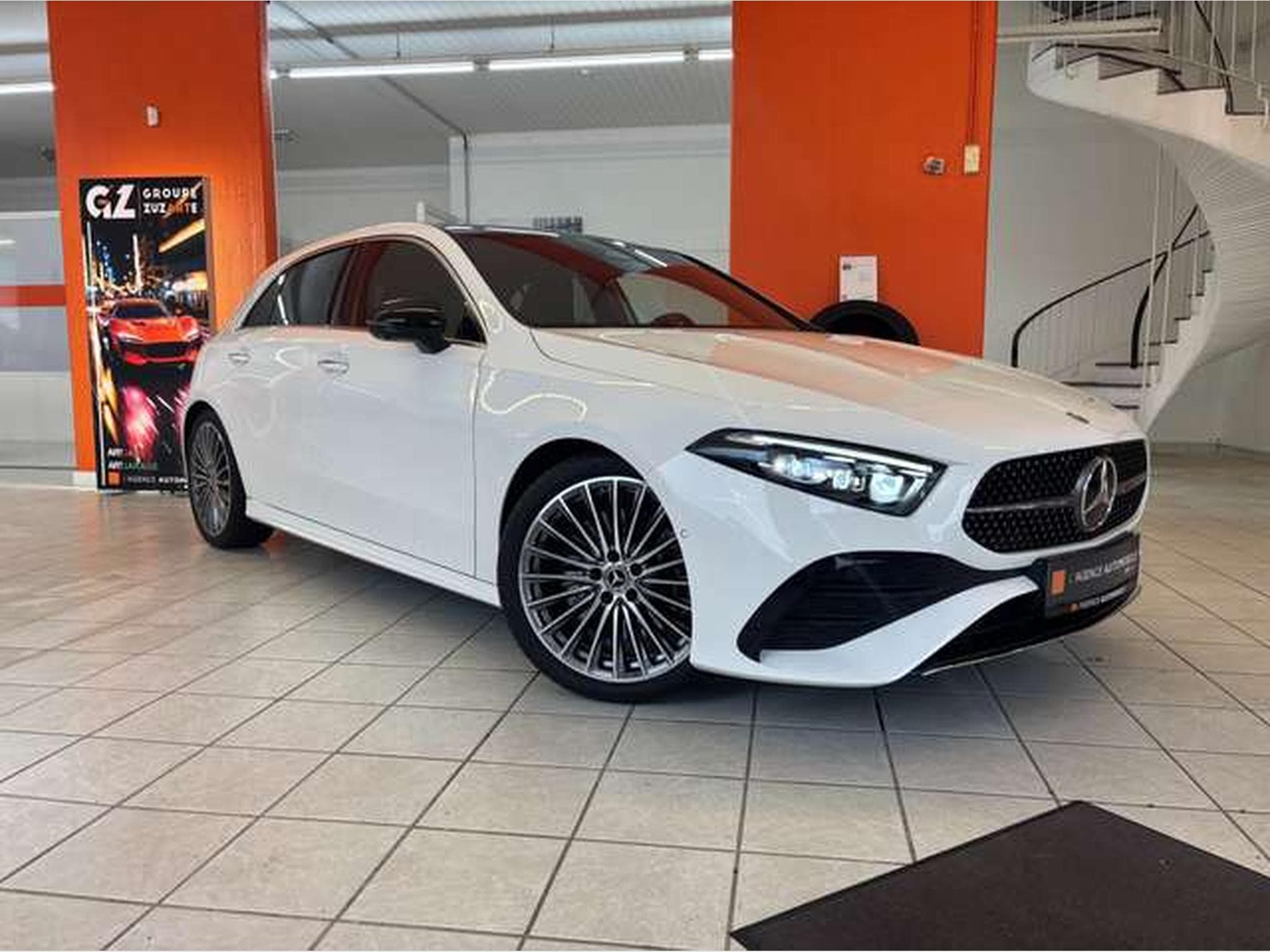 Mercedes A 250 4Matic 8G-DCT Pro Advanced-MAX 48 MOIS DE GARANTIE (2024) - Photo 3
