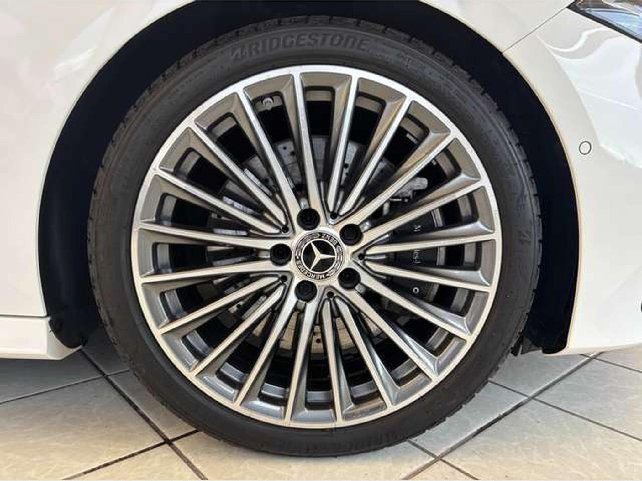 Mercedes A 250 4Matic 8G-DCT Pro Advanced-MAX 48 MOIS DE GARANTIE (2024) - Photo 9