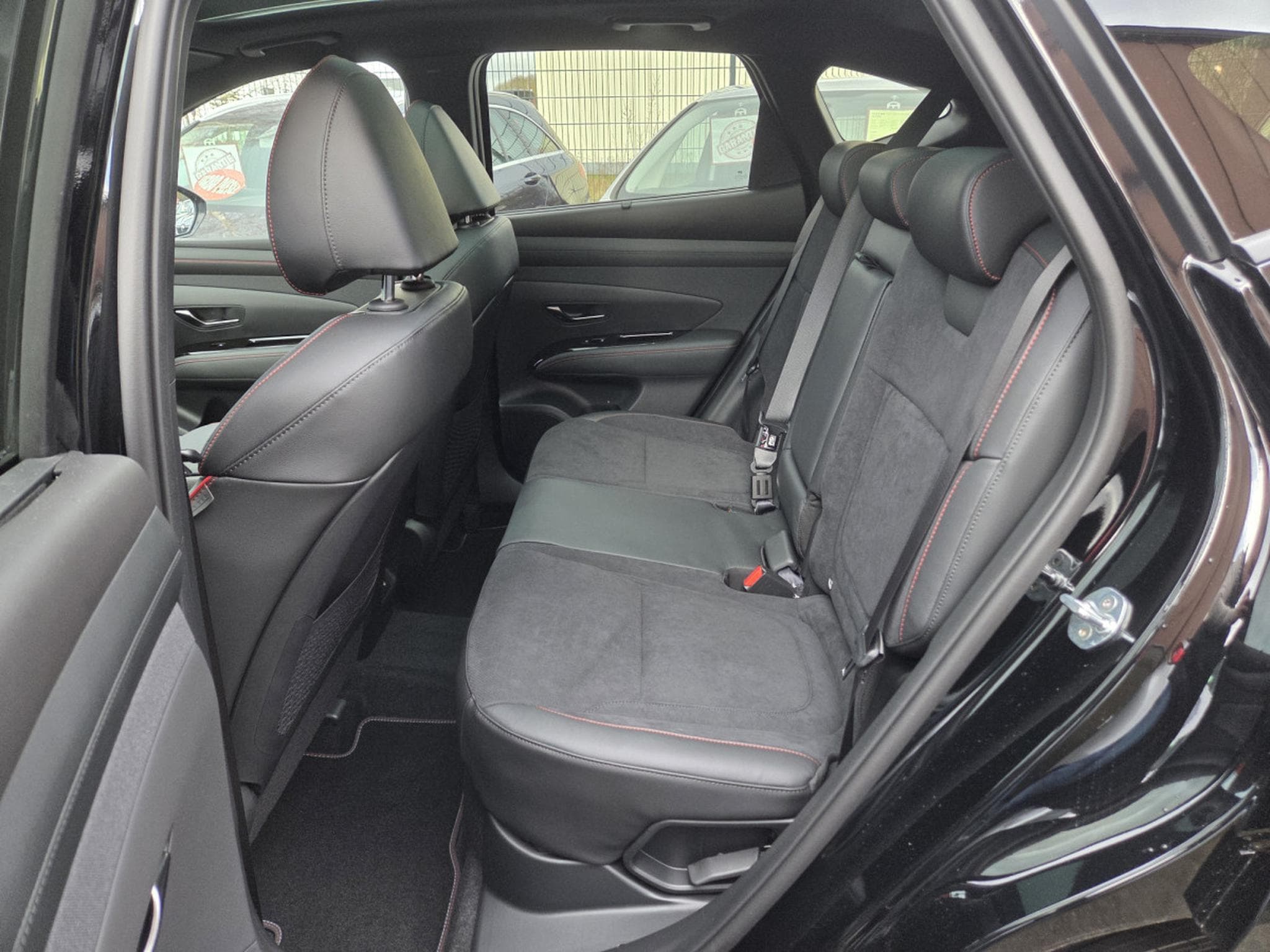 Hyundai Tucson HEV 1.6 T-GDI 6AT SHINE N-LINE SENSATION 239CV (2026) - Photo 23