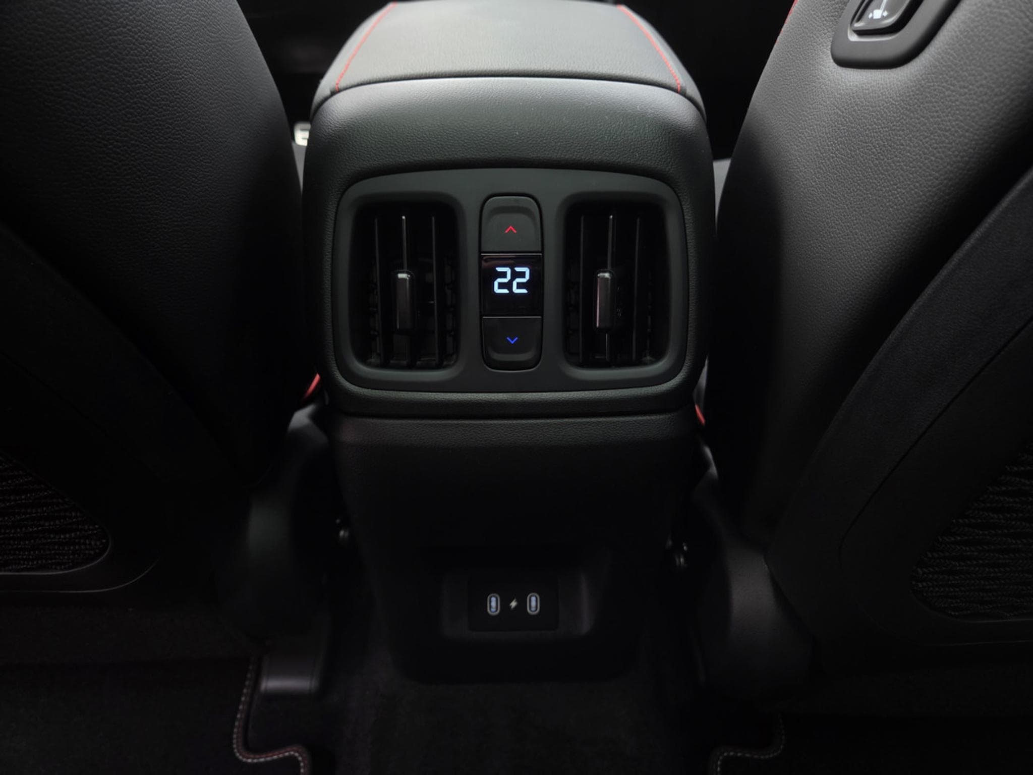 Hyundai Tucson HEV 1.6 T-GDI 6AT SHINE N-LINE SENSATION 239CV (2026) - Photo 24