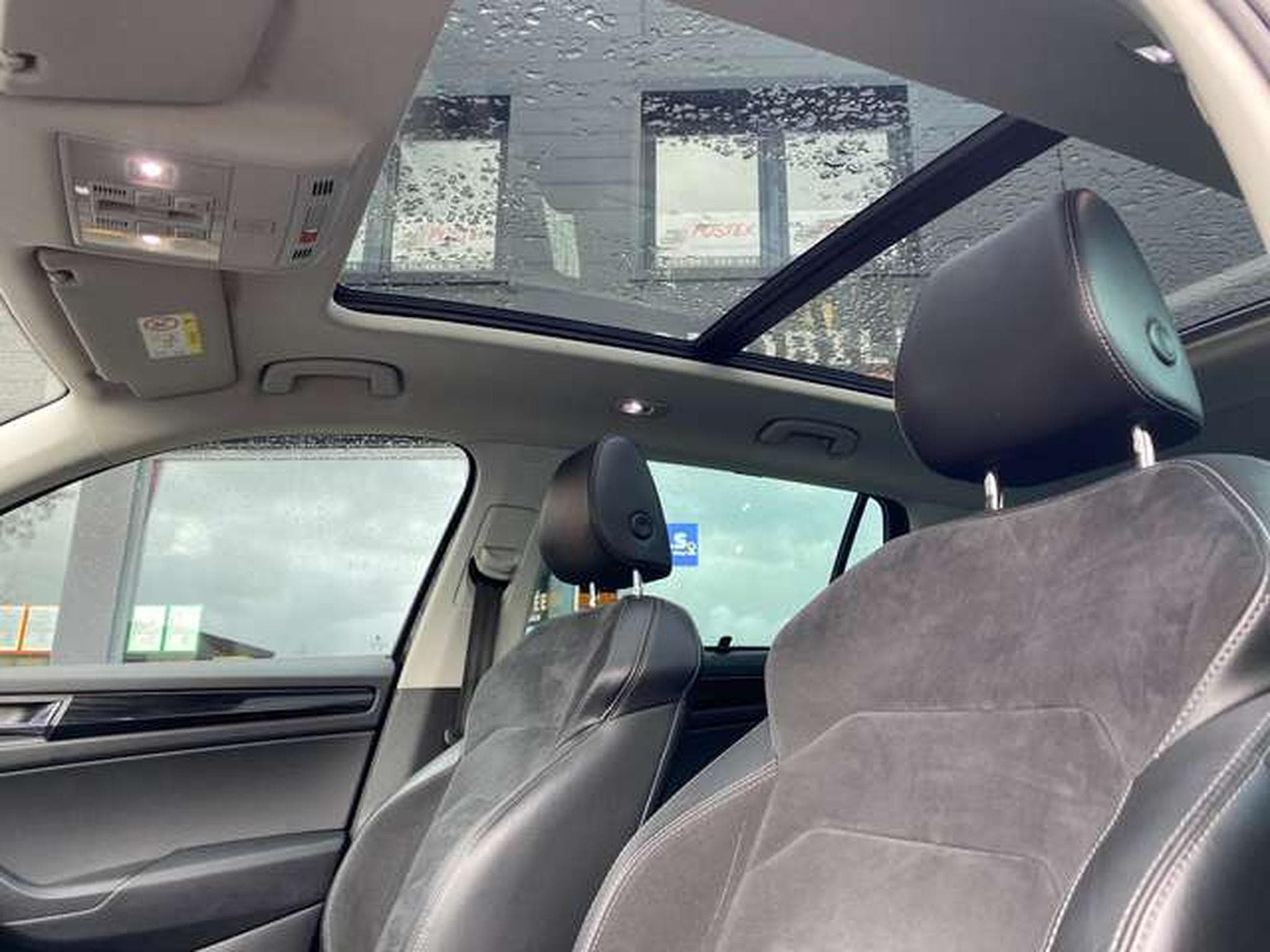 Skoda Kodiaq 2.0 TDI 150ch DSG 7 Places (2018) - Photo 14