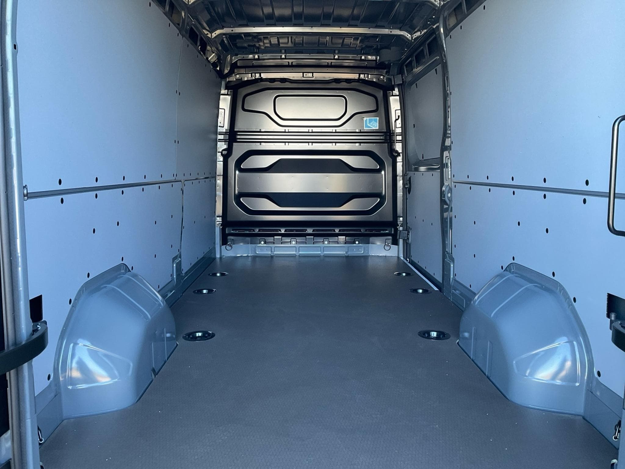 Renault Master Kasten extra L3H2 3,5t Blue dCi150 (2025) - Photo 6