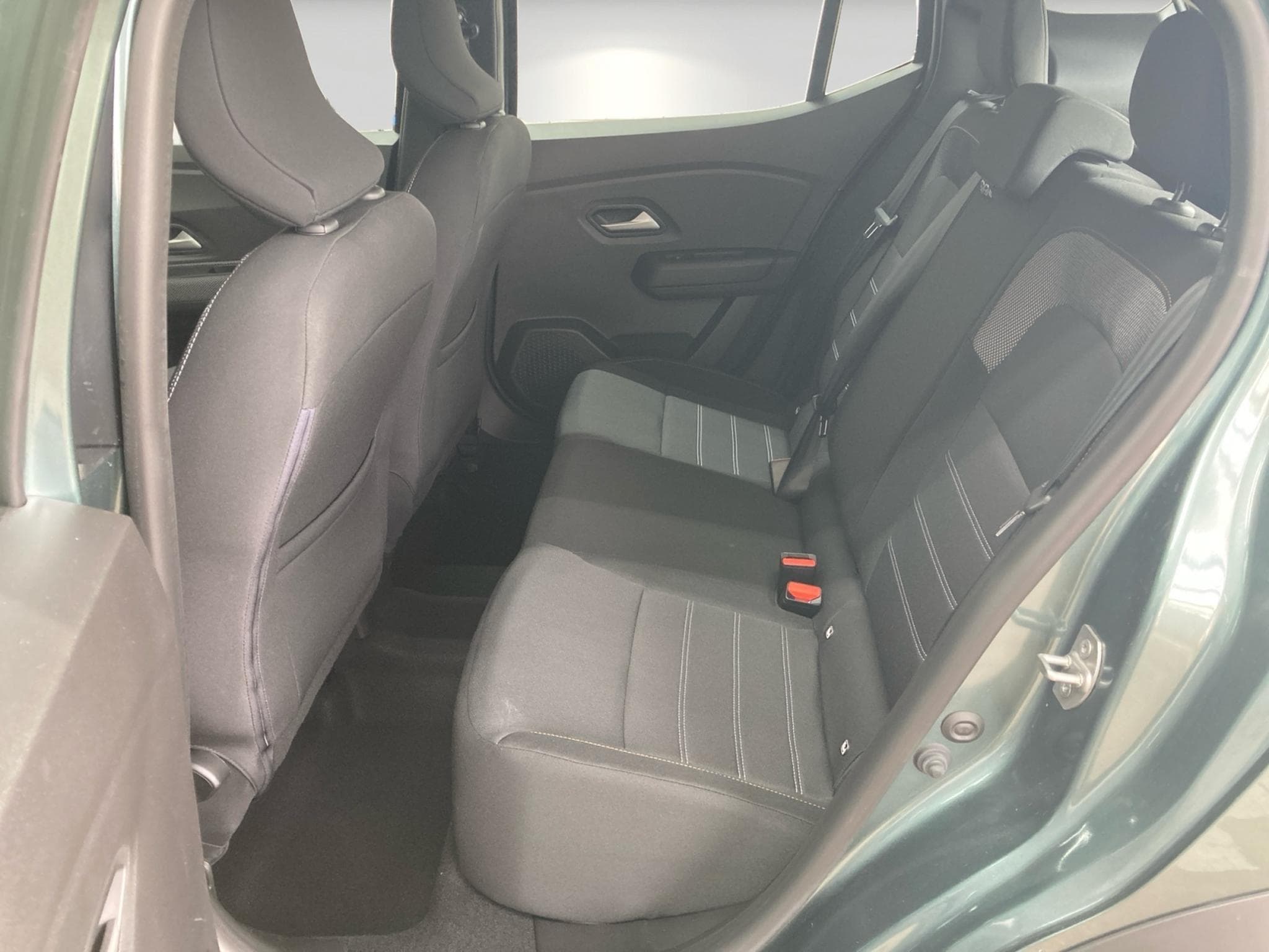 Dacia Sandero Stepway Expression TCe 90 (2025) - Photo 7