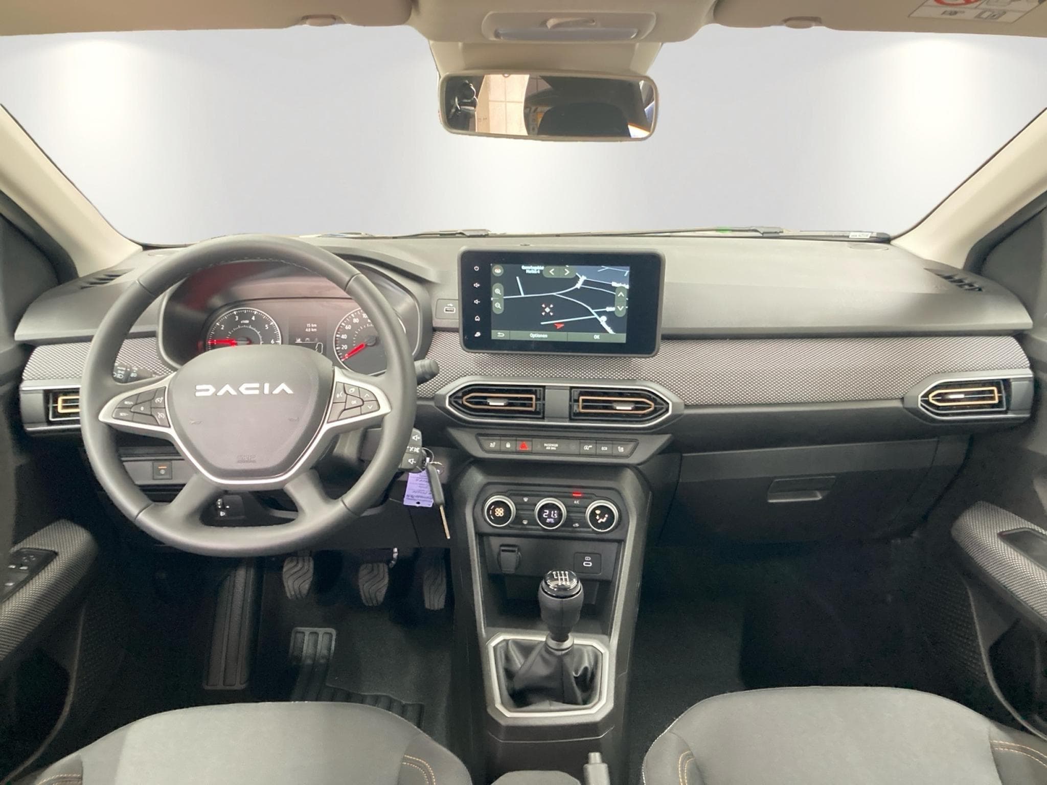Dacia Sandero Stepway Expression TCe 90 (2025) - Photo 9
