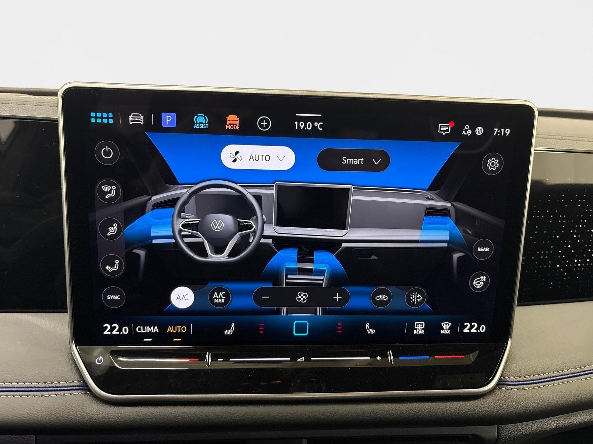 VW Tiguan R-Line Edition 2.0 (2025) - Photo 16
