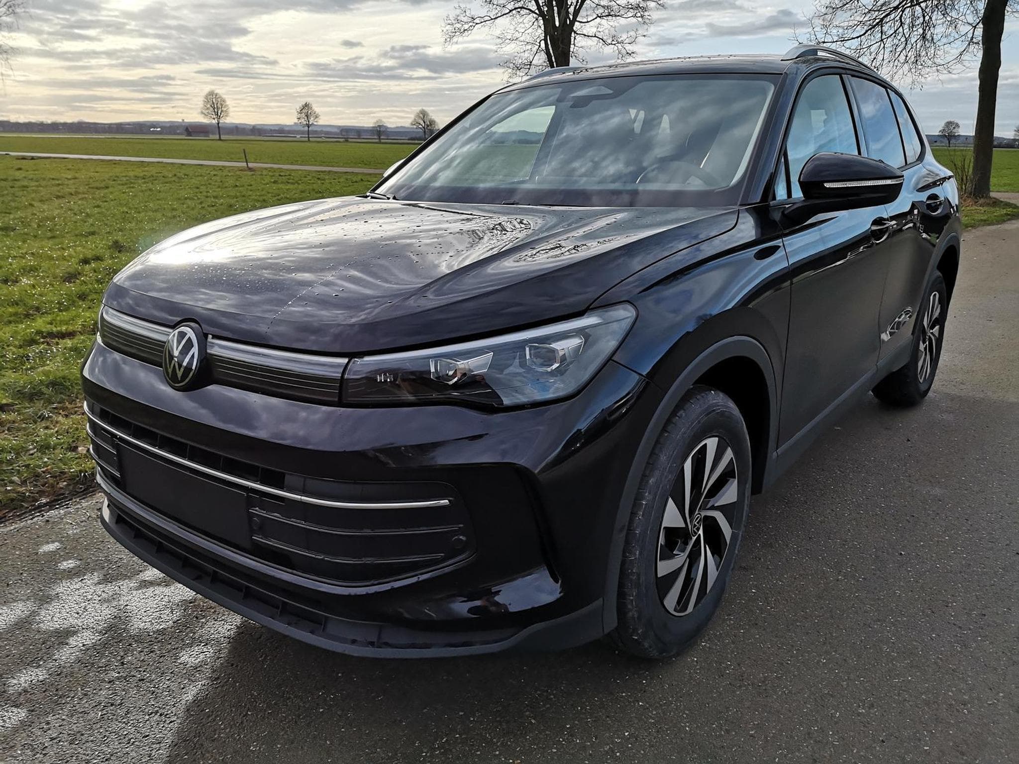 VW Tiguan 2.0 TDI 110 kW Life (2026) - Photo 1