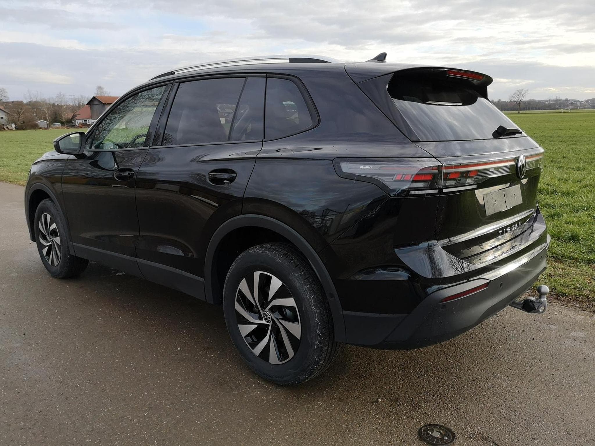 VW Tiguan 2.0 TDI 110 kW Life (2026) - Photo 3