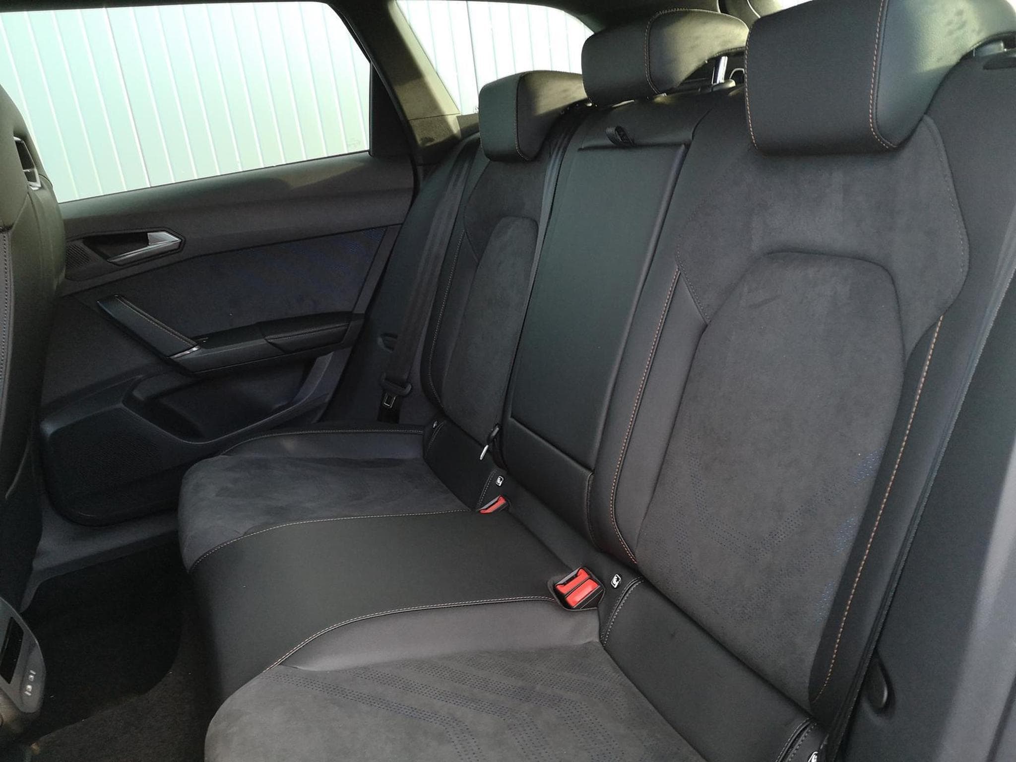 Cupra Leon 2.0 TSI 245 kW 4Drive VZ (2025) - Foto 10