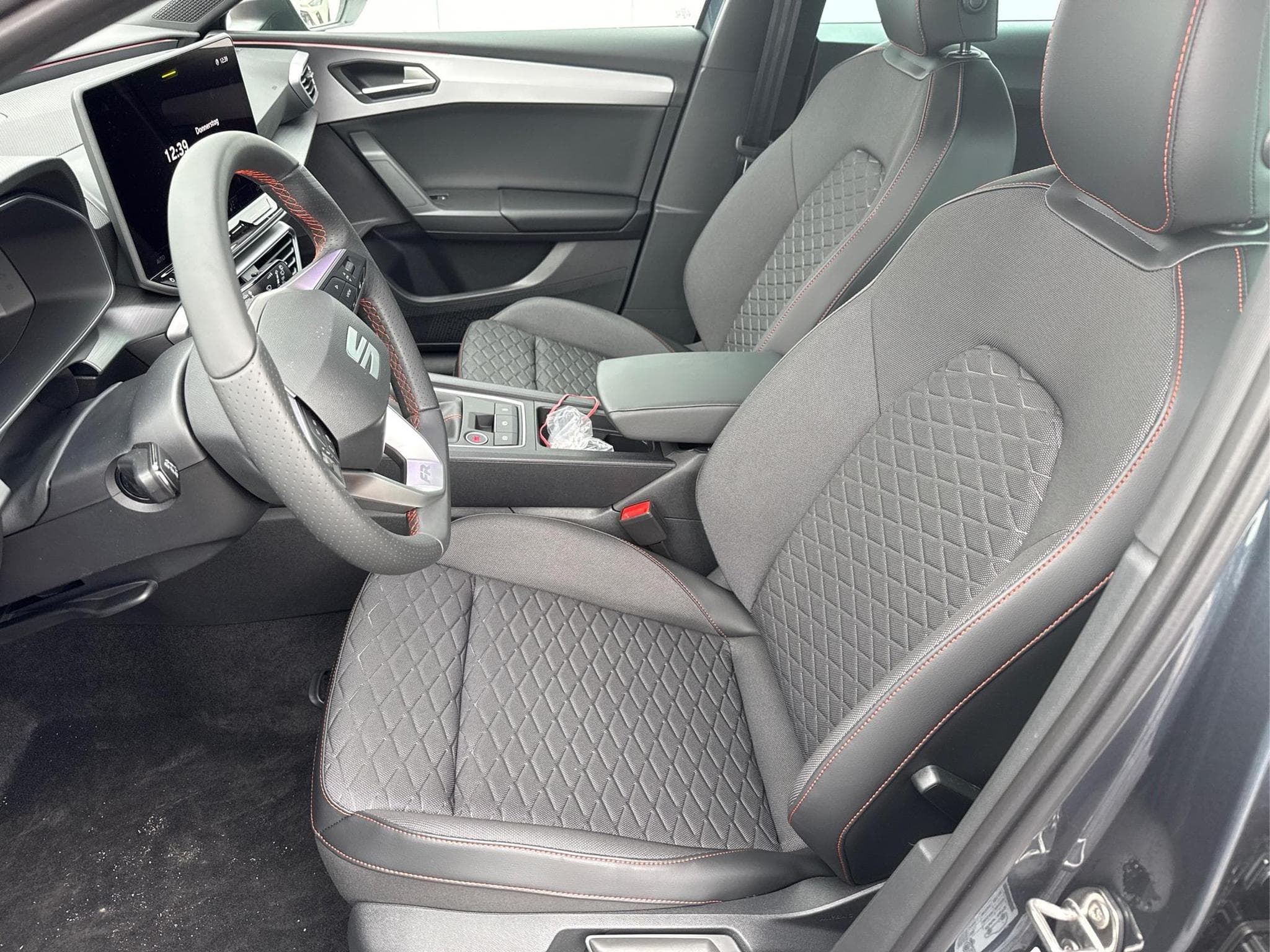 Seat Leon FR (2026) - Foto 11