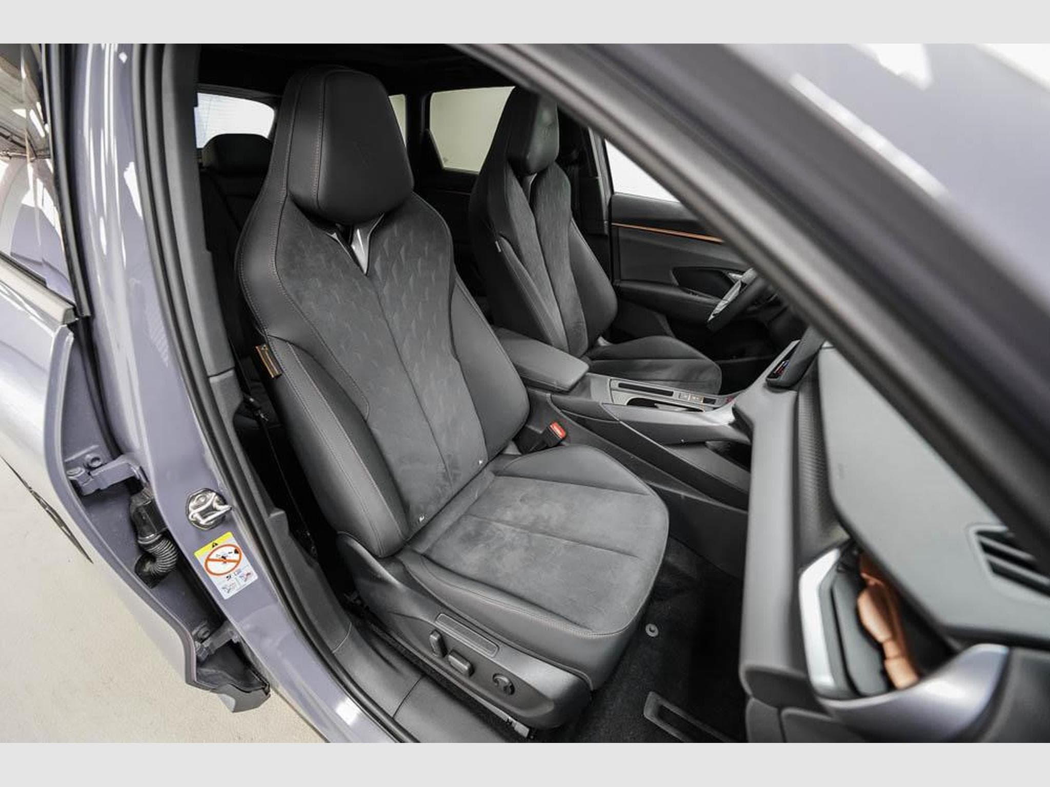 Cupra Terramar 2,0 TSI DSG (2025) - Foto 23