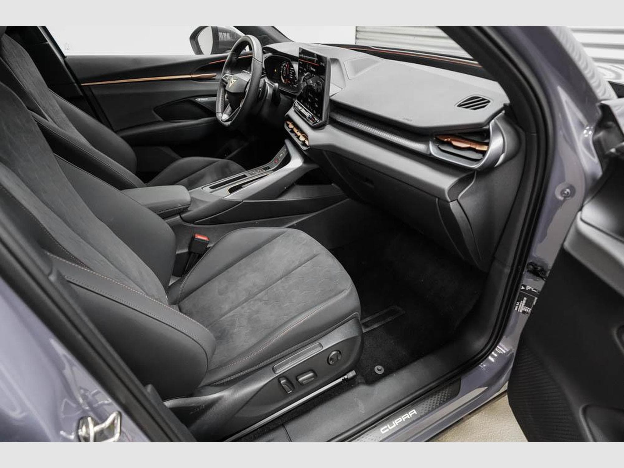 Cupra Terramar 2,0 TSI DSG (2025) - Foto 22