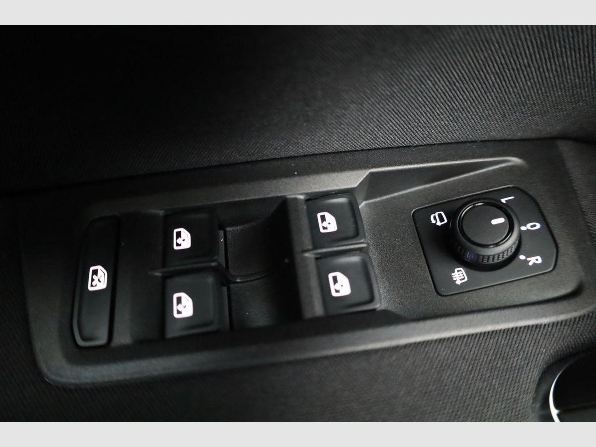 VW Touran Comfortline BMT/Start-Stopp (2026) - Foto 7