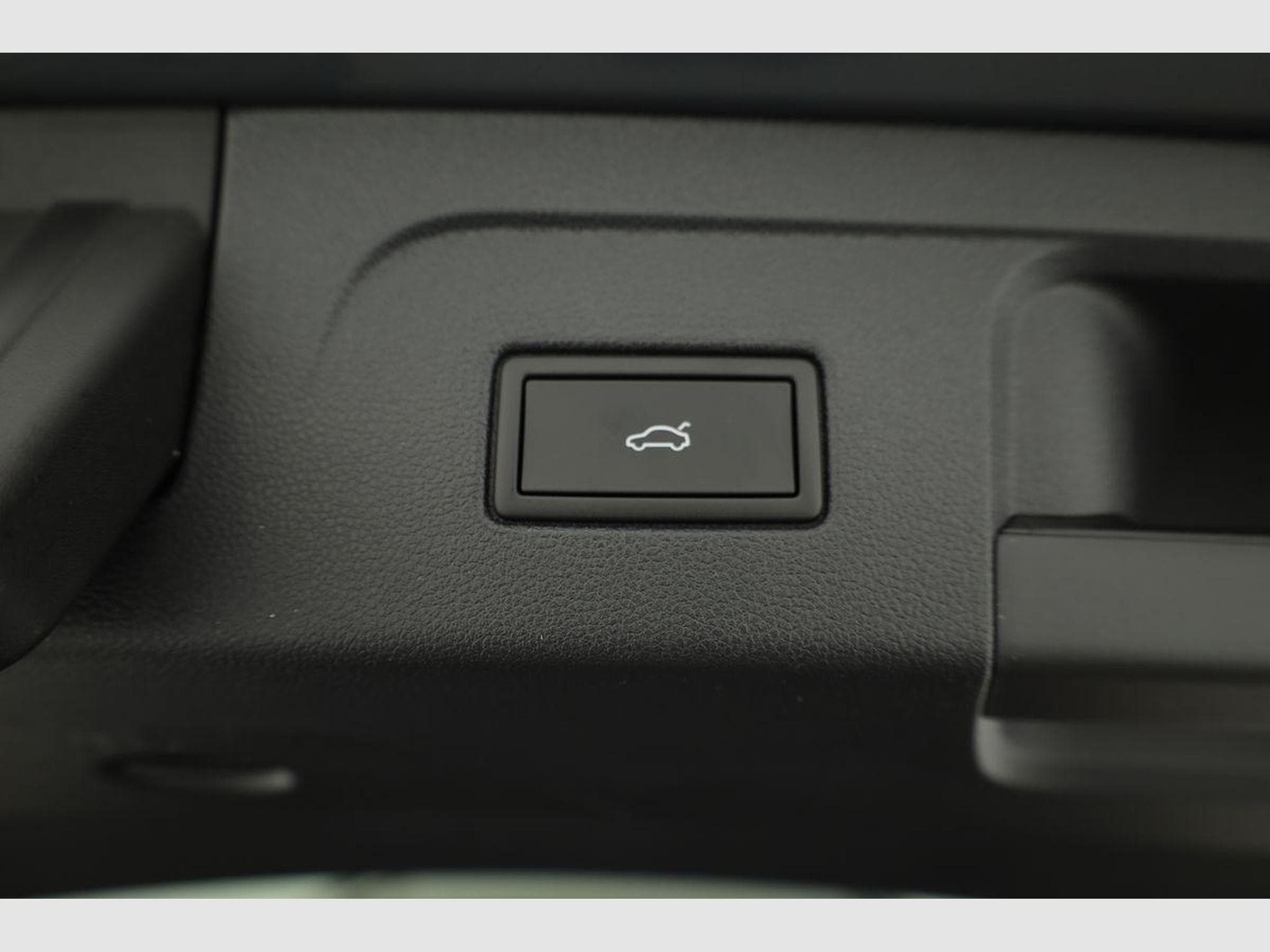 VW Touran Comfortline BMT/Start-Stopp (2026) - Foto 14