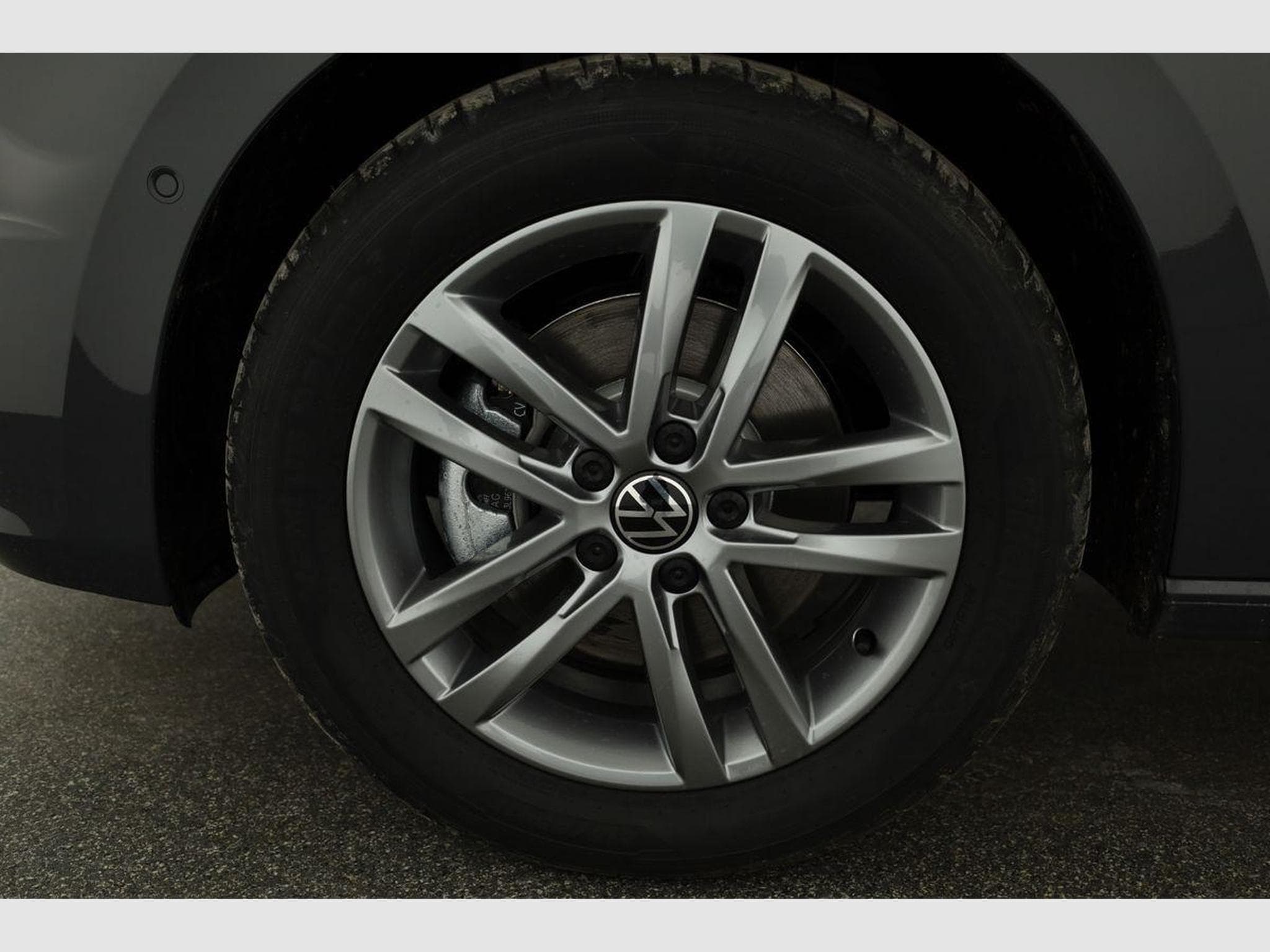 VW Touran Comfortline BMT/Start-Stopp (2026) - Foto 17