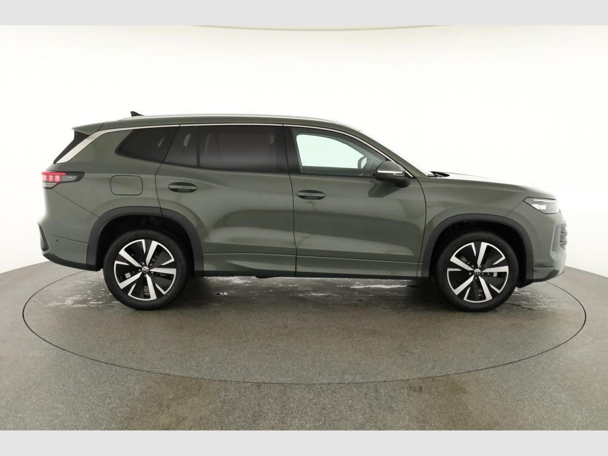 VW Tayron 1.5 TSI eHybrid 150 kW Life (2025) - Foto 23