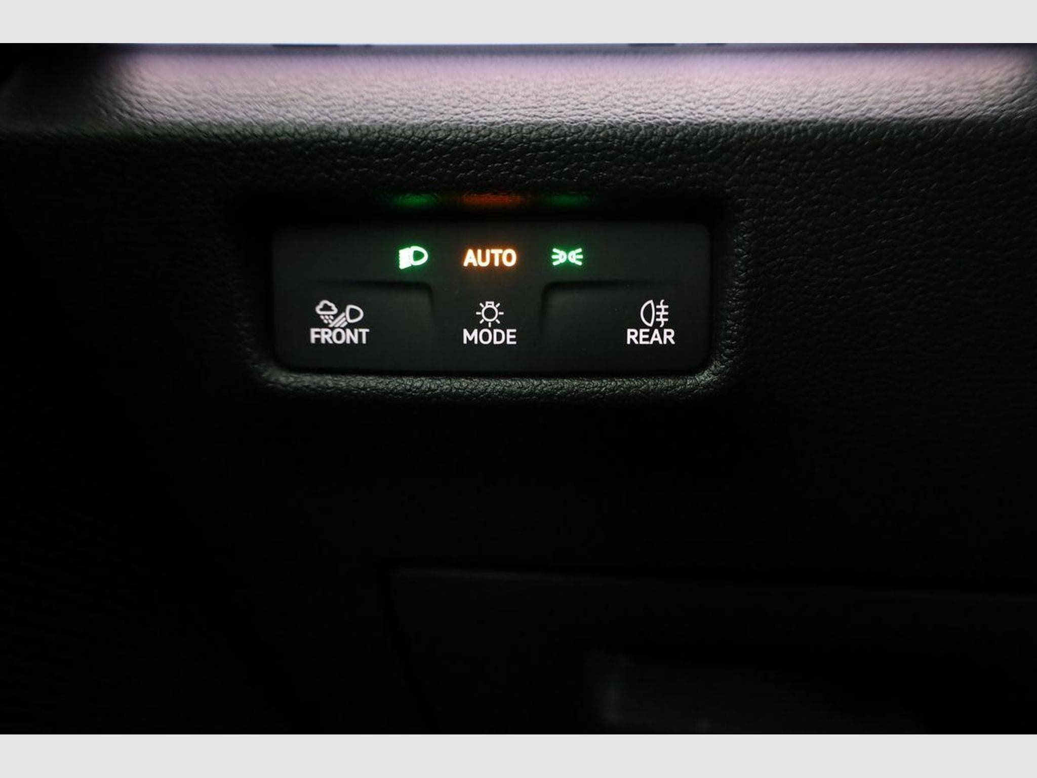 VW Tayron 1.5 TSI eHybrid 150 kW Life (2025) - Foto 8