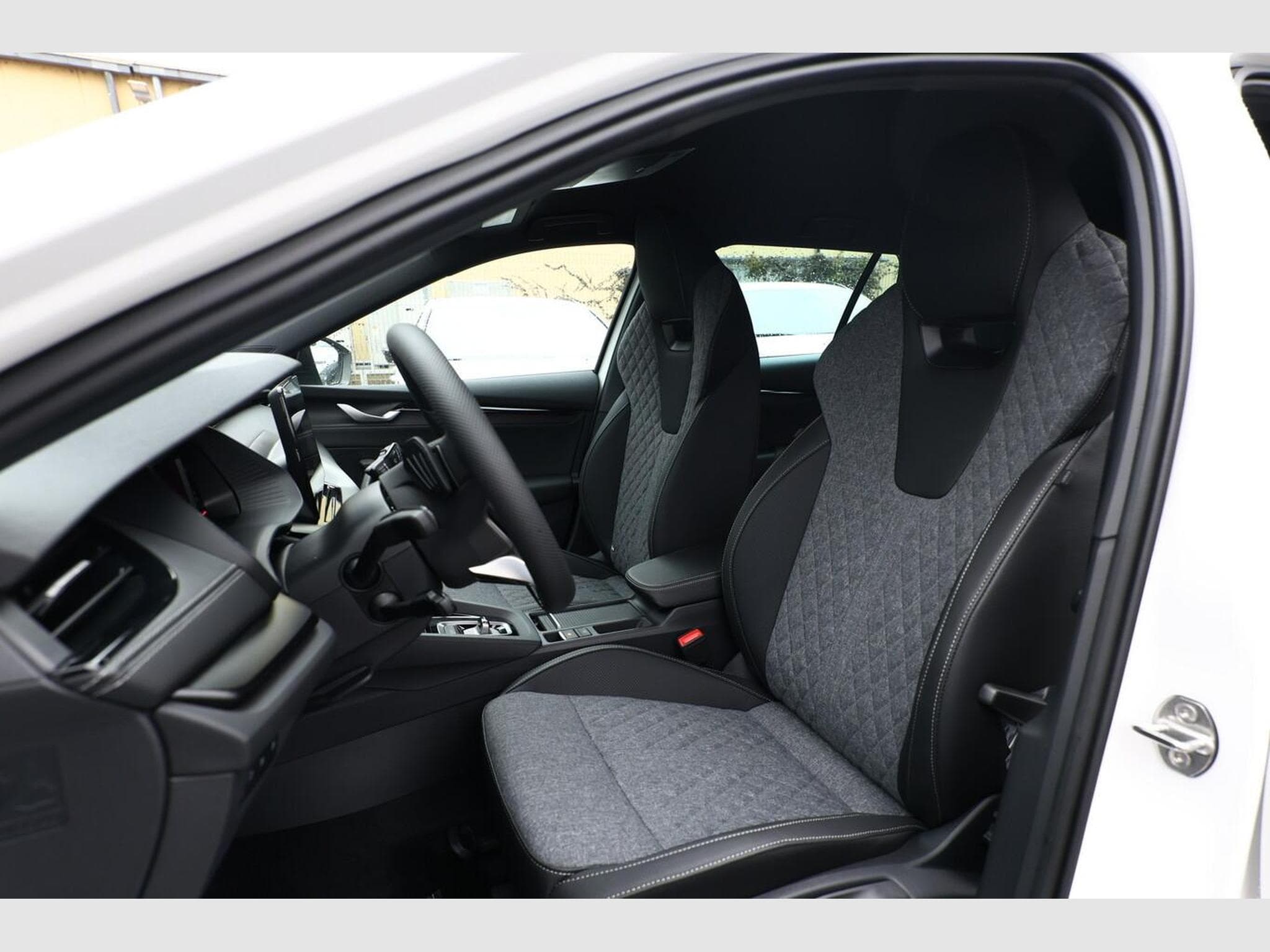 Skoda Octavia Sportline (2026) - Foto 6