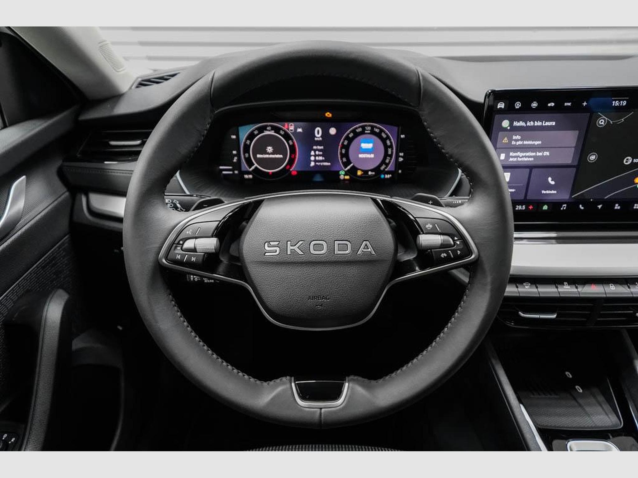 Skoda Octavia Kombi 1,5 eTSI (2026) - Foto 9