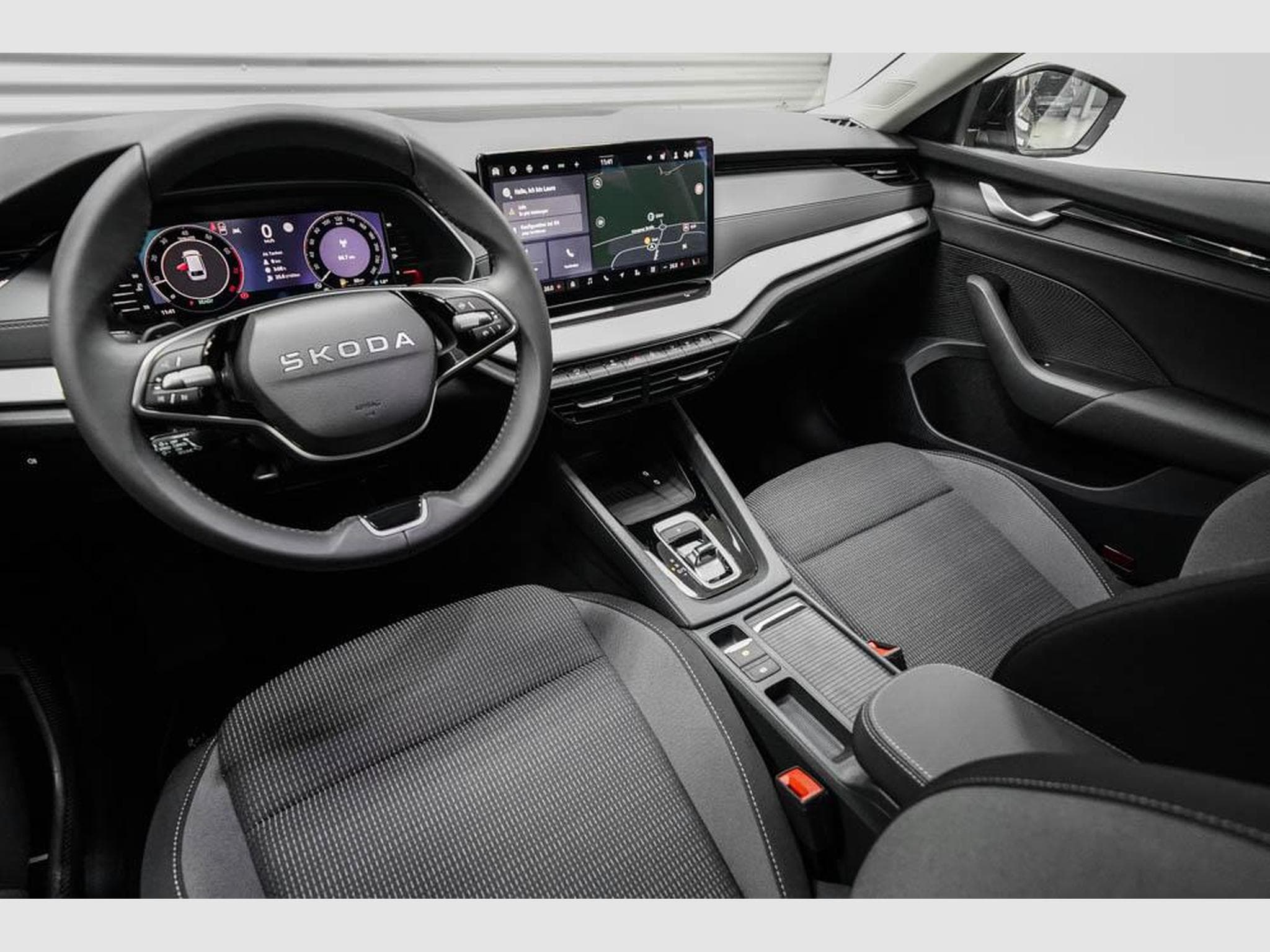 Skoda Octavia Kombi 1,5 eTSI (2025) - Foto 6