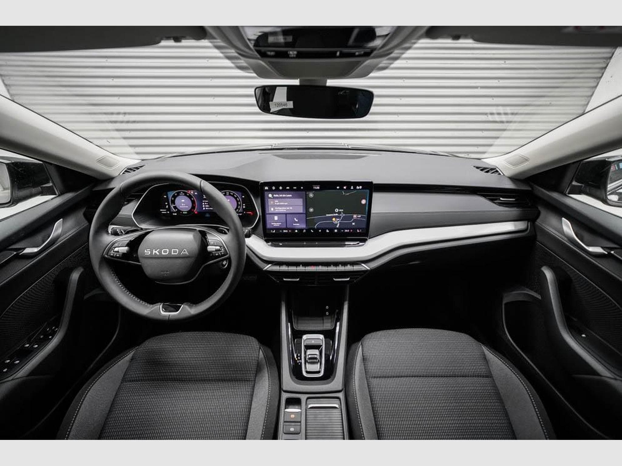 Skoda Octavia Kombi 1,5 eTSI (2025) - Photo 5