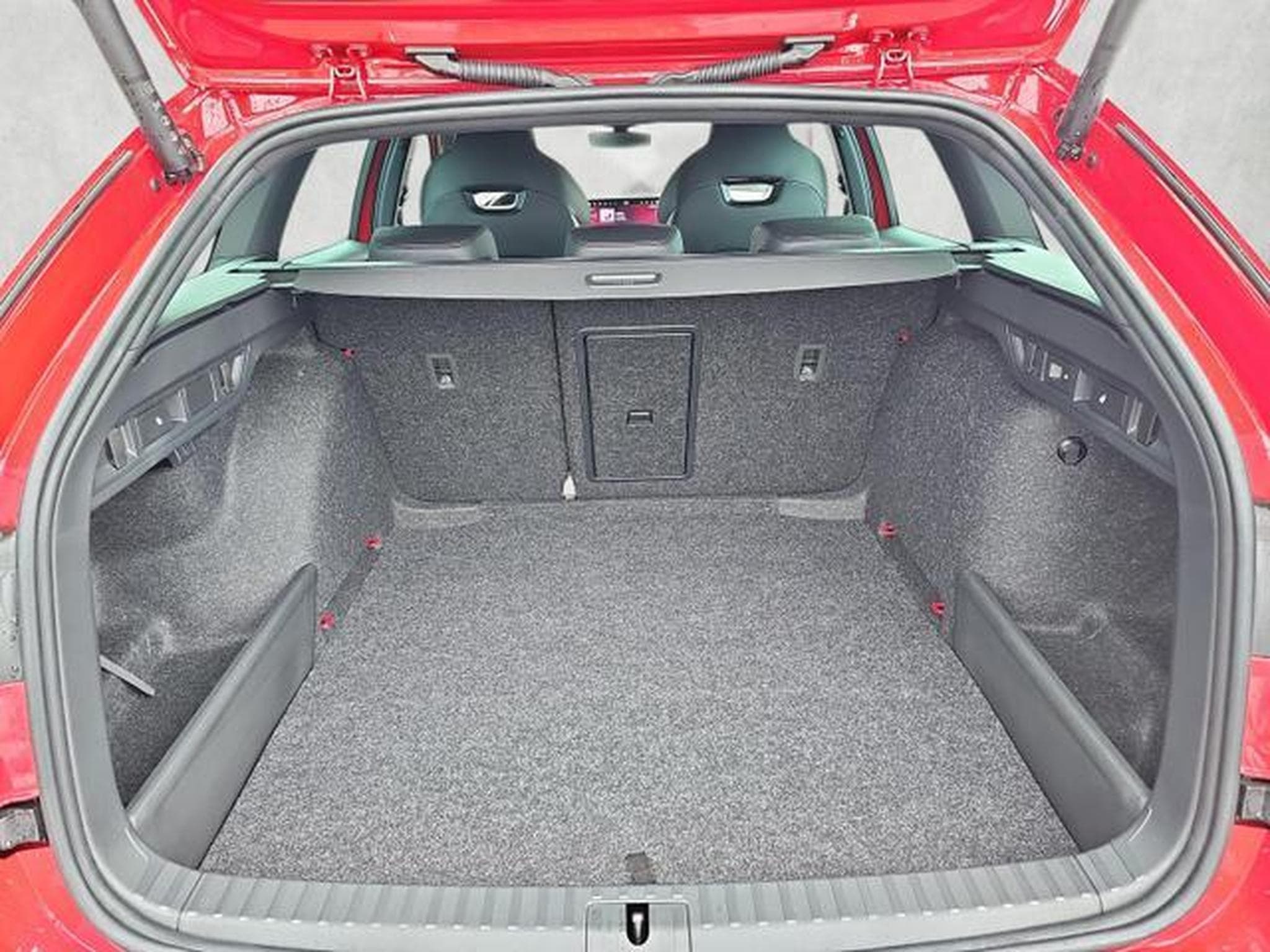 Skoda Octavia 1.5 TSI mHEV 110 kW Sportline (2026) - Foto 1