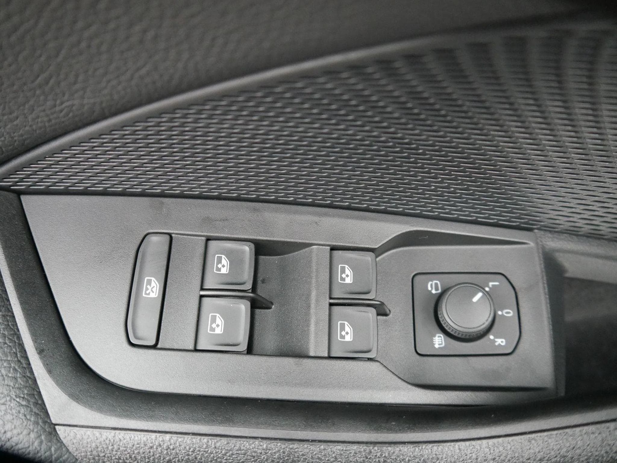 Skoda Octavia Selection (2026) - Foto 9