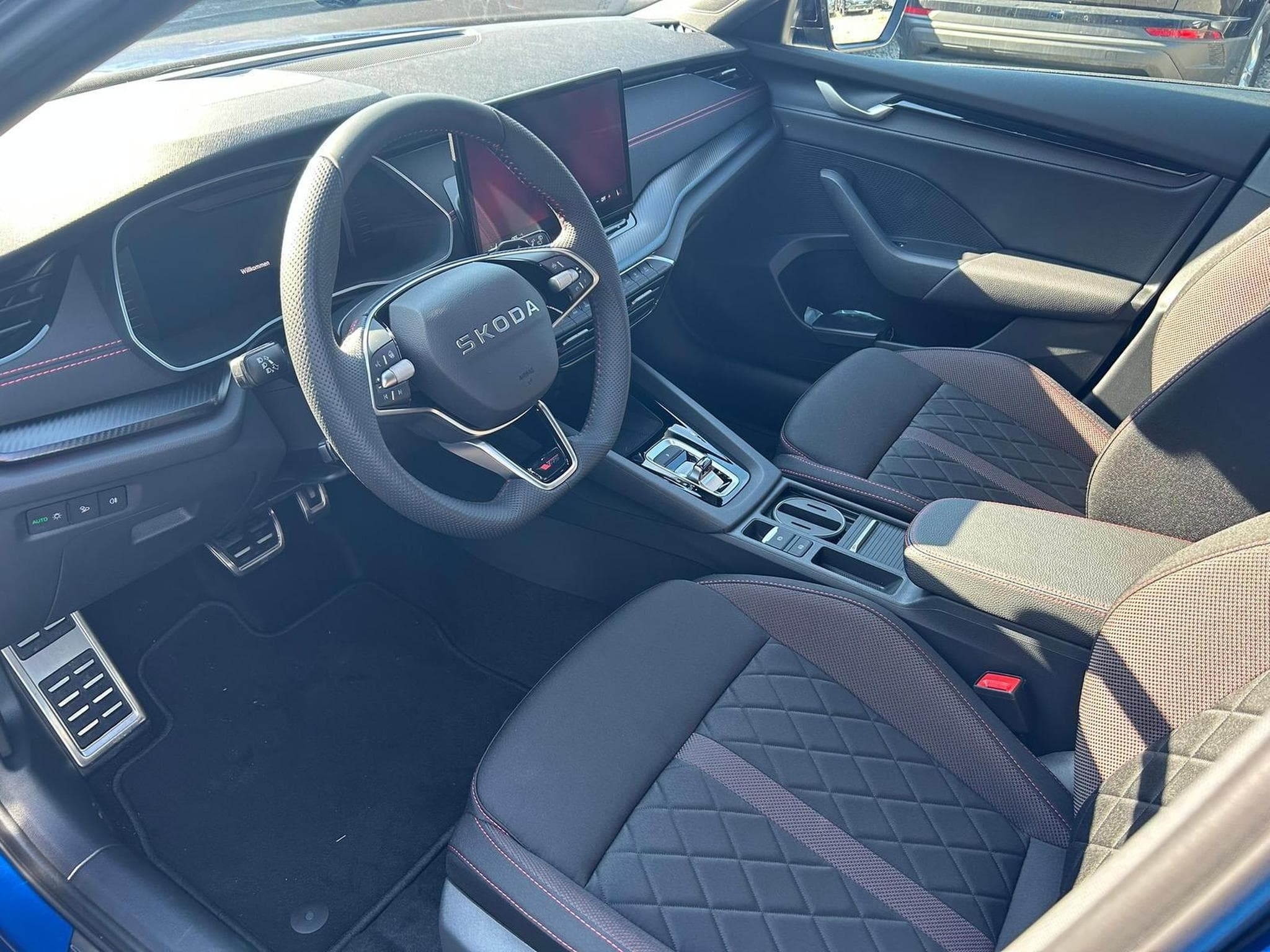 Skoda Octavia RS (2026) - Foto 9