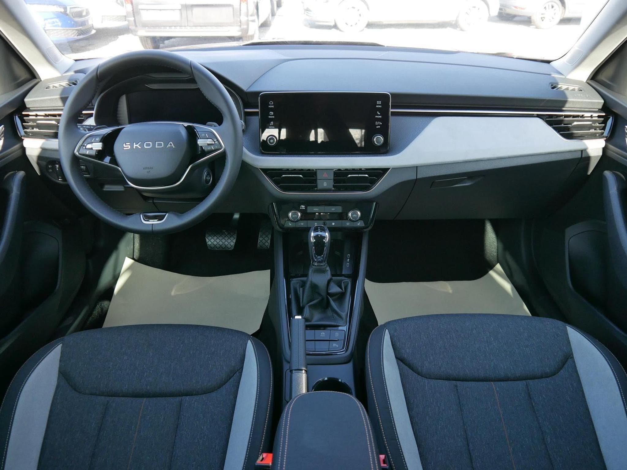 Skoda Kamiq Premium (2026) - Foto 11