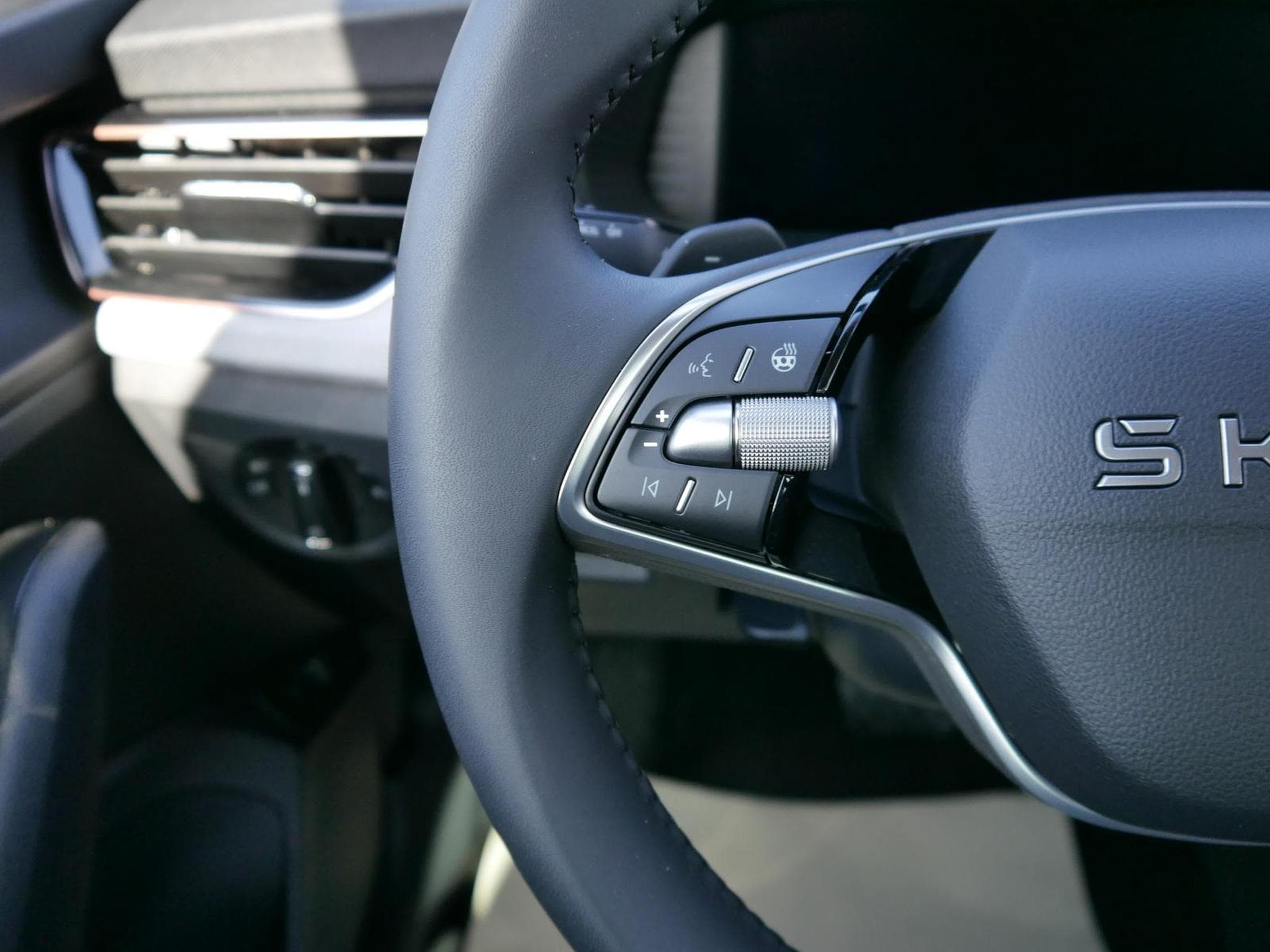 Skoda Kamiq Premium (2026) - Foto 13