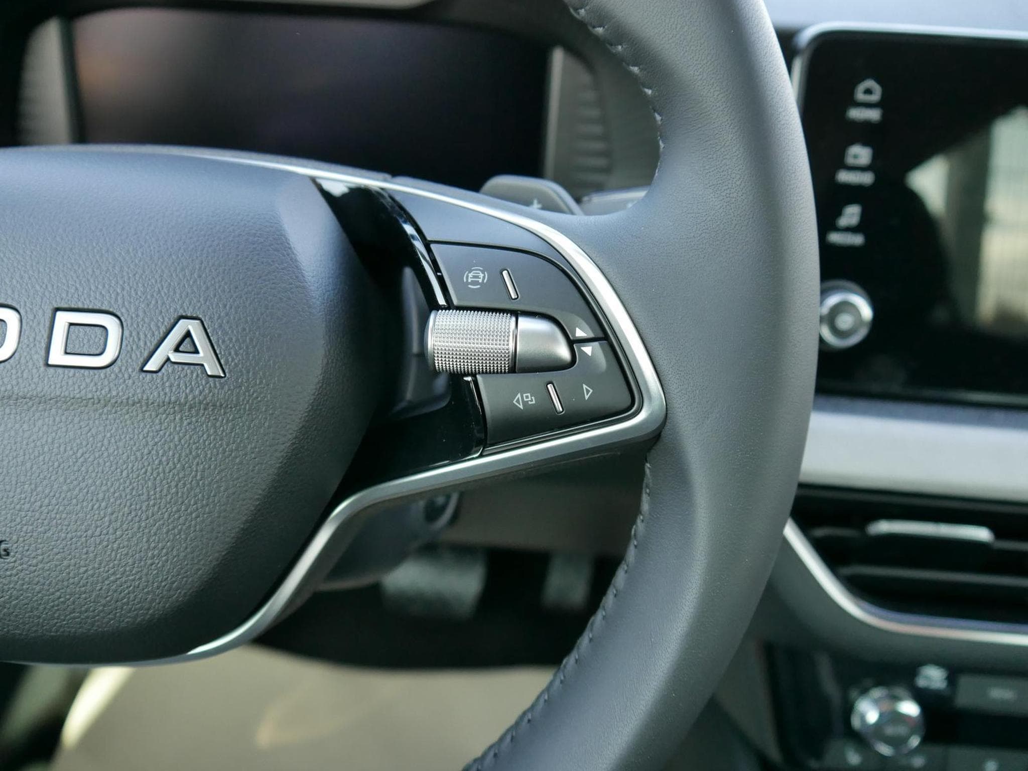 Skoda Kamiq Premium (2026) - Foto 14