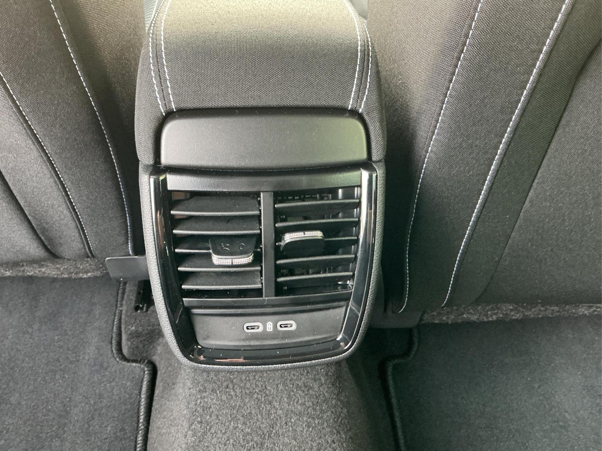 Skoda Kamiq Monte Carlo (2026) - Photo 16