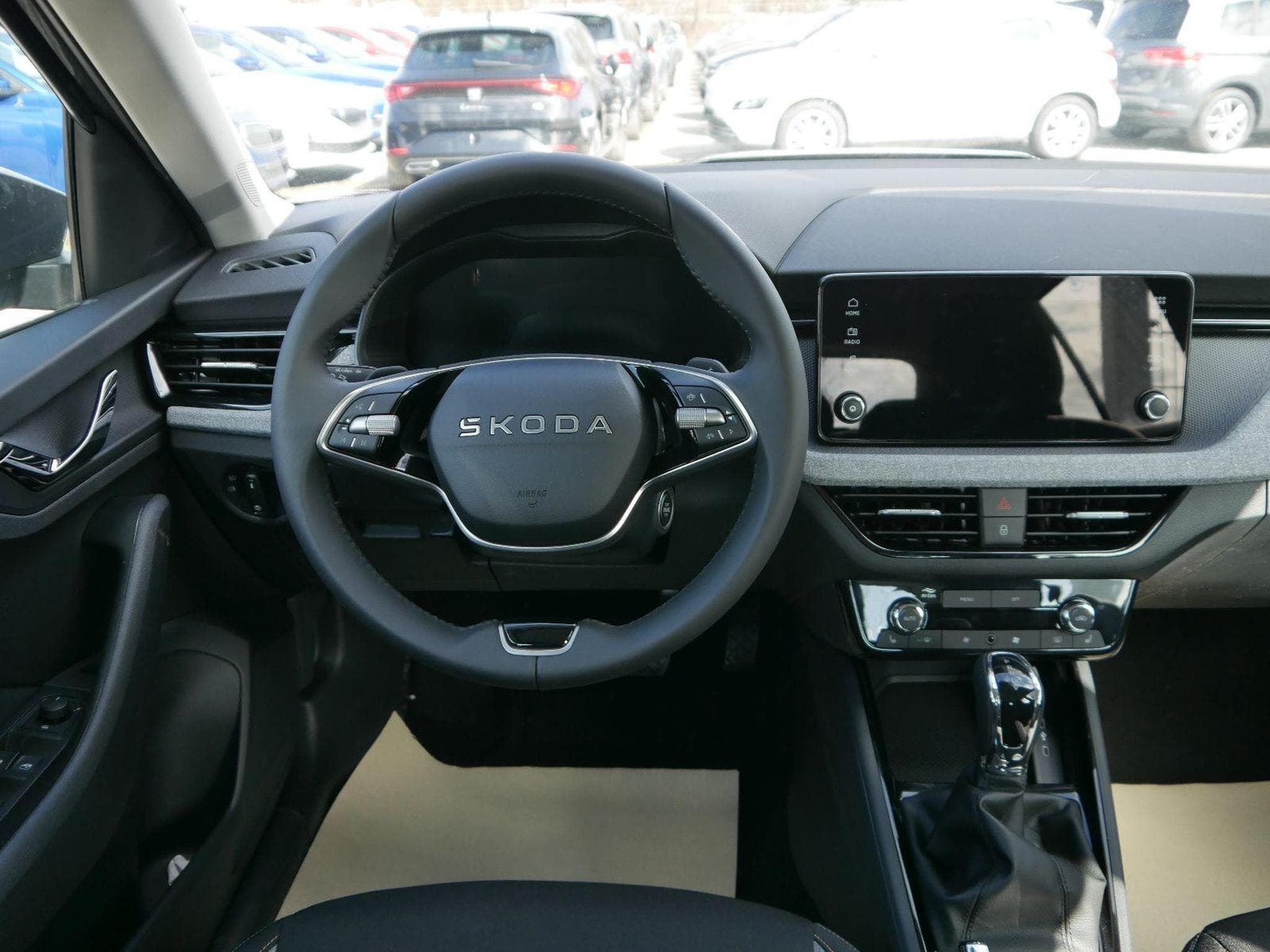 Skoda Kamiq Selection 1.5 TSI (2026) - Photo 12