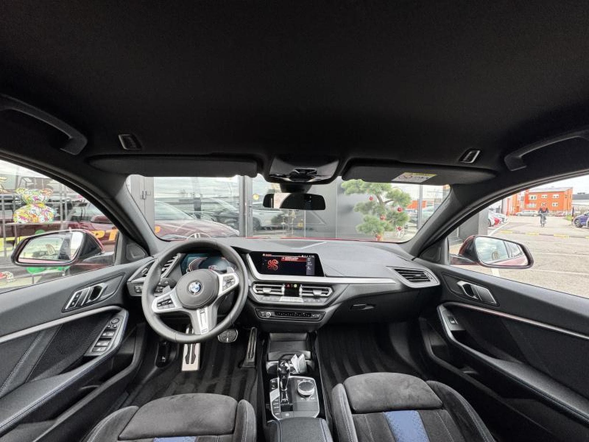 BMW 118 d pack M (2021) - Photo 8
