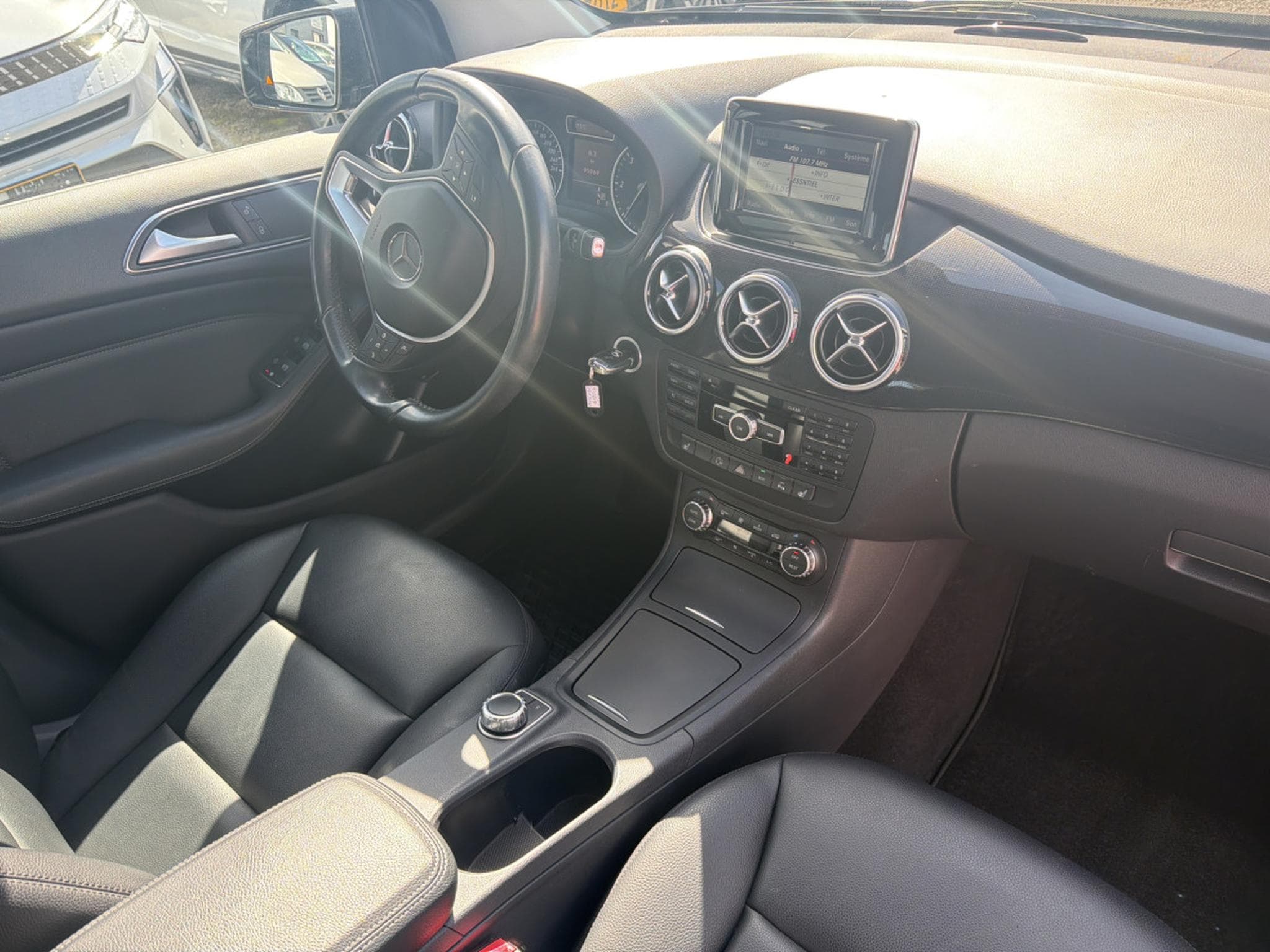 Mercedes B 180 1.8 CDI  AUTO 110CV AVANTGARDE (2013) - Foto 12