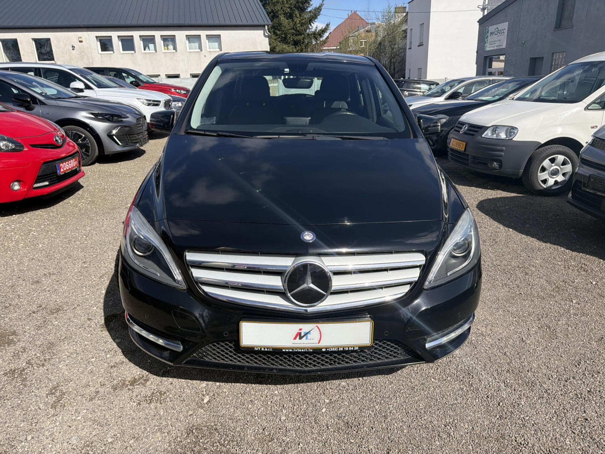 Mercedes B 180 1.8 CDI  AUTO 110CV AVANTGARDE (2013) - Foto 2