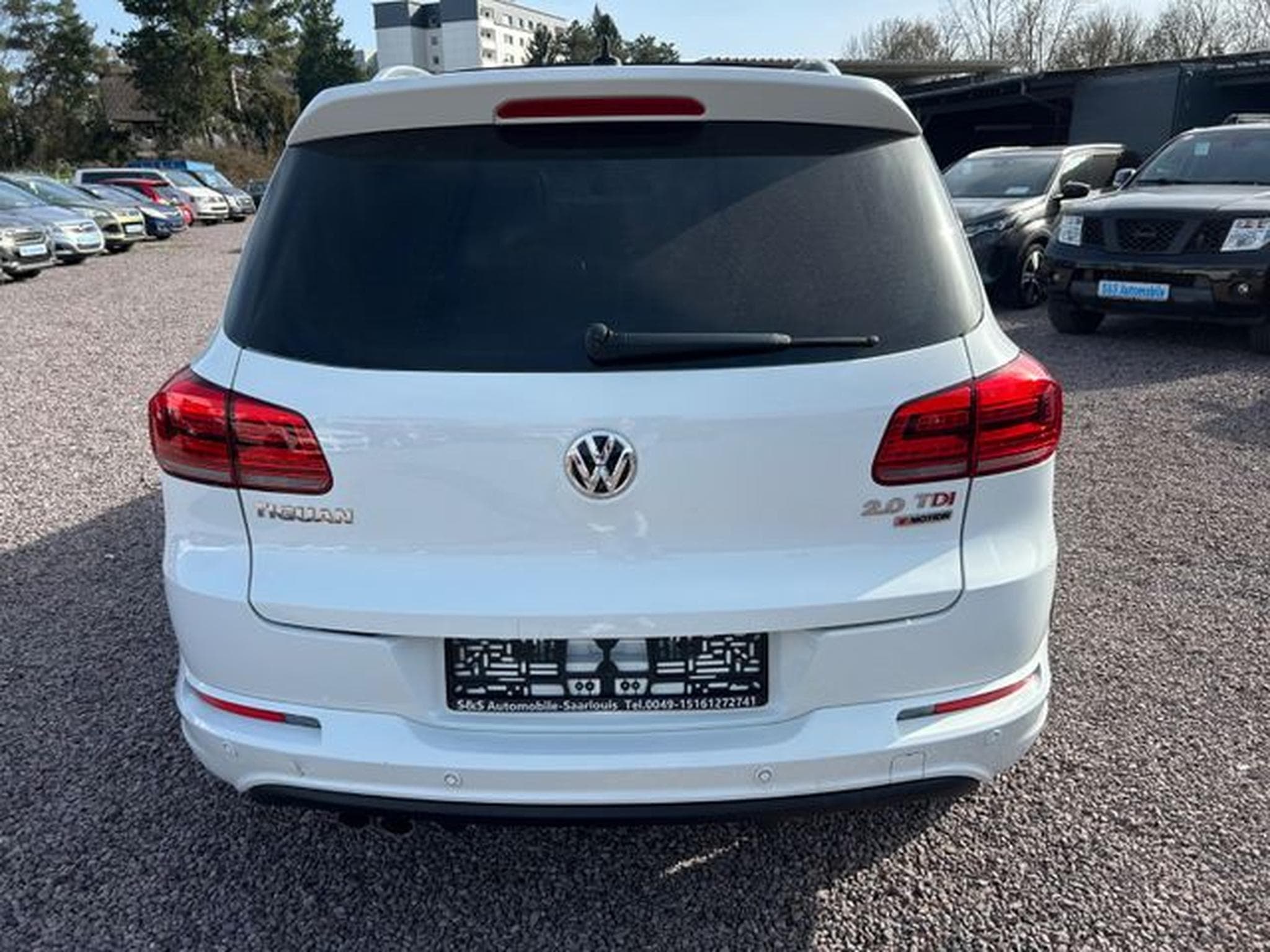 VW Tiguan Tiguan Sport &amp; Style BMT 4Motion *R-Line*Autom.* (2016) - Photo 4
