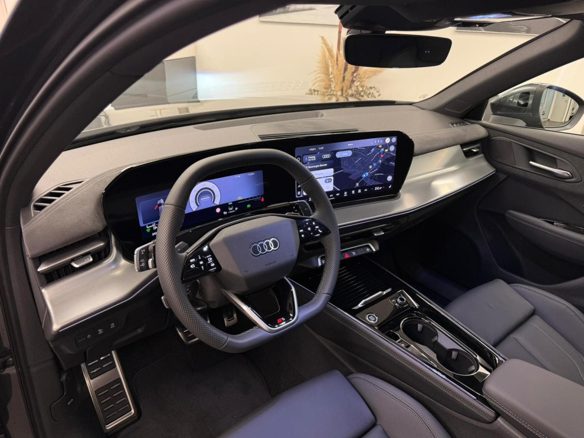 Audi Q3 SUV e-hybrid S Line 272 CV / 200 KW S tronic (2025) - Photo 3