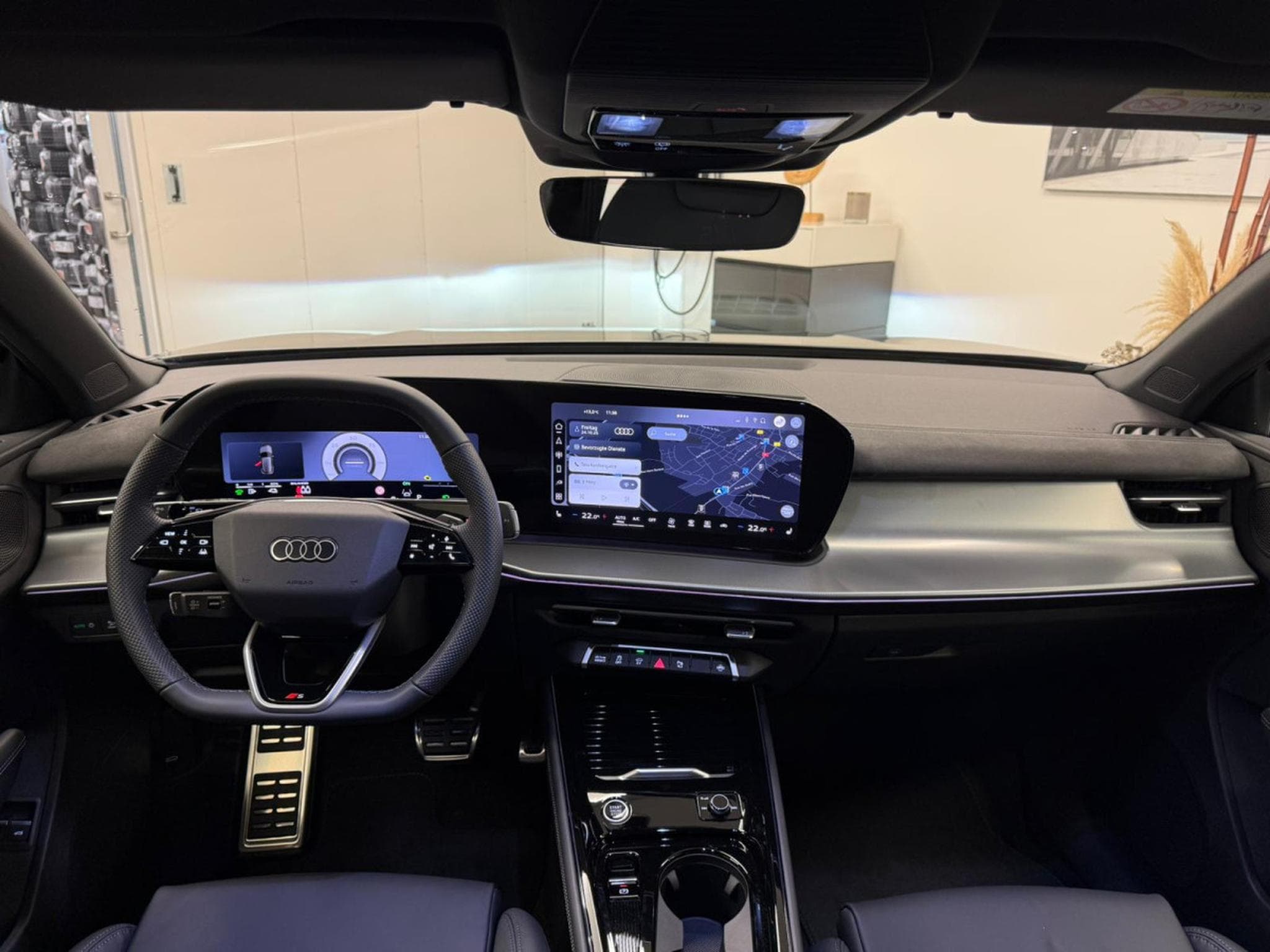 Audi Q3 SUV e-hybrid S Line 272 CV / 200 KW S tronic (2025) - Photo 4
