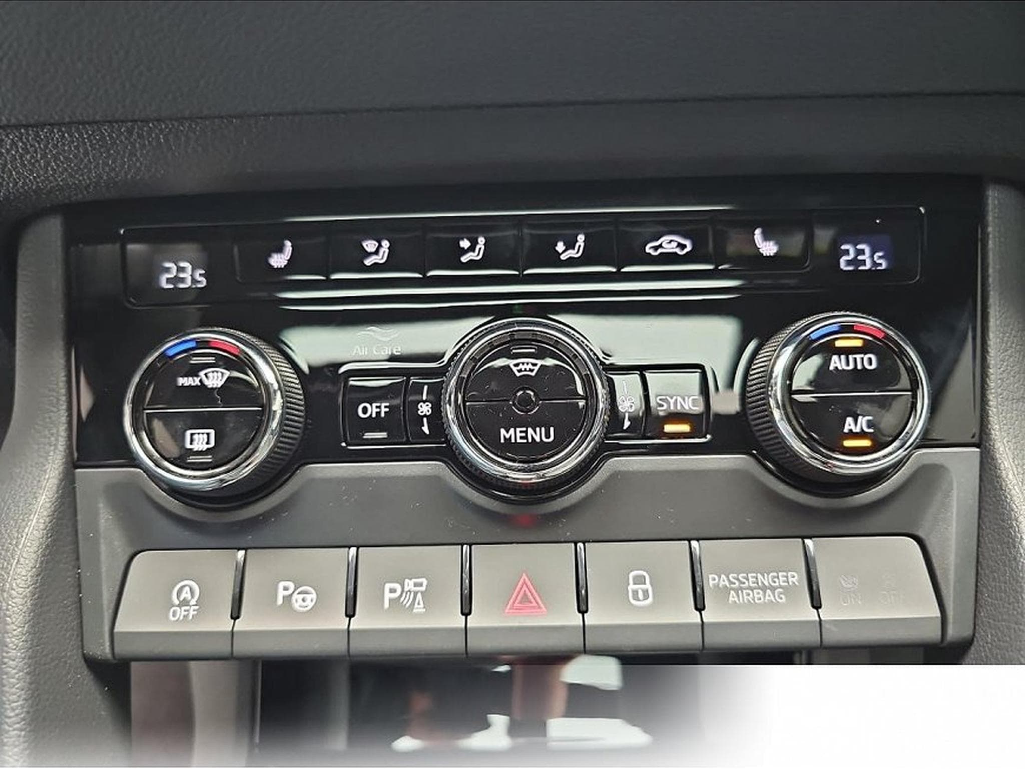 Skoda Karoq (2026) - Foto 10